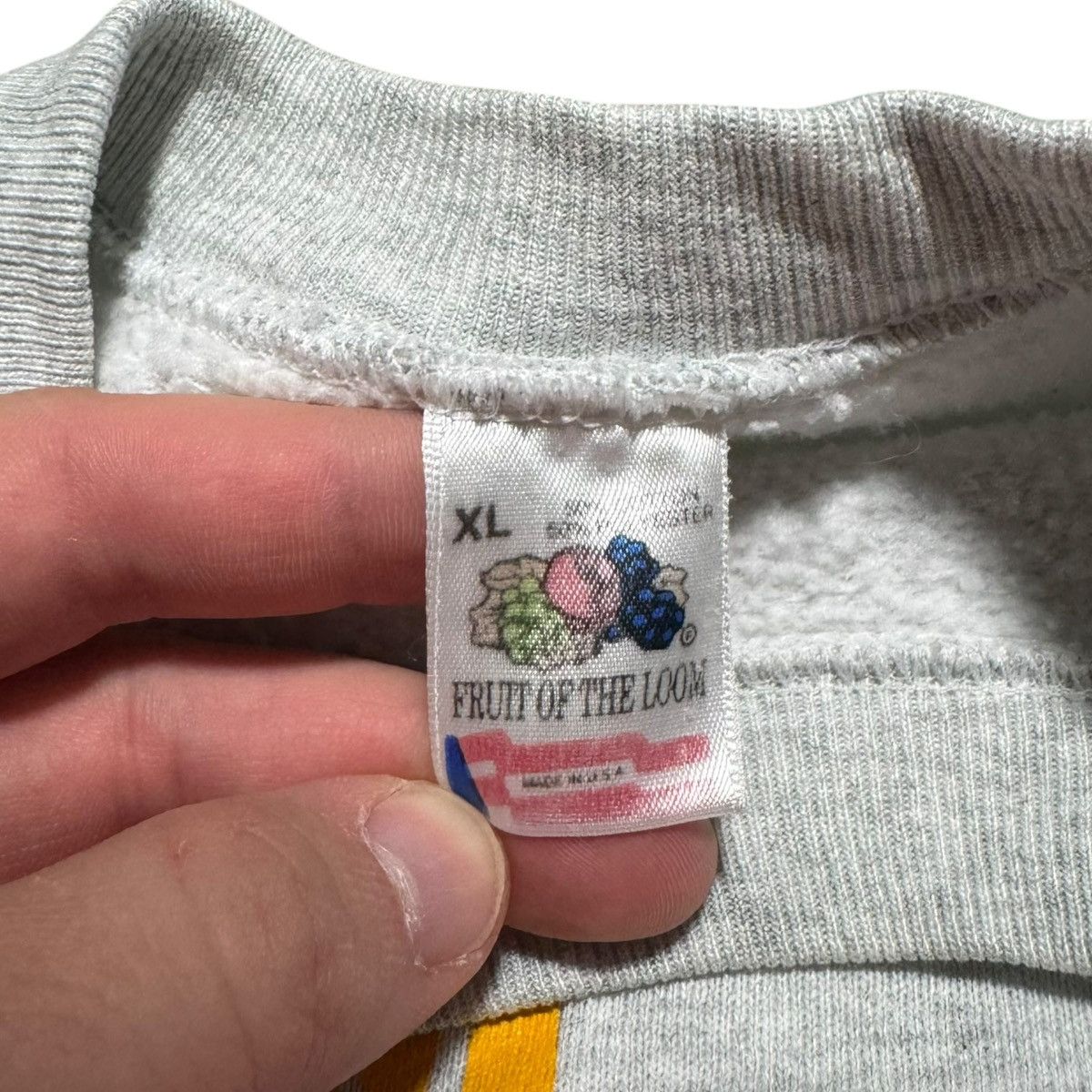 Fruit Of The Loom × Vintage Vintage 90s Team Rubbermaid Bandaid Sweatshirt Women’s XL Size XL / US 12-14 / IT 48-50 - 5 Thumbnail