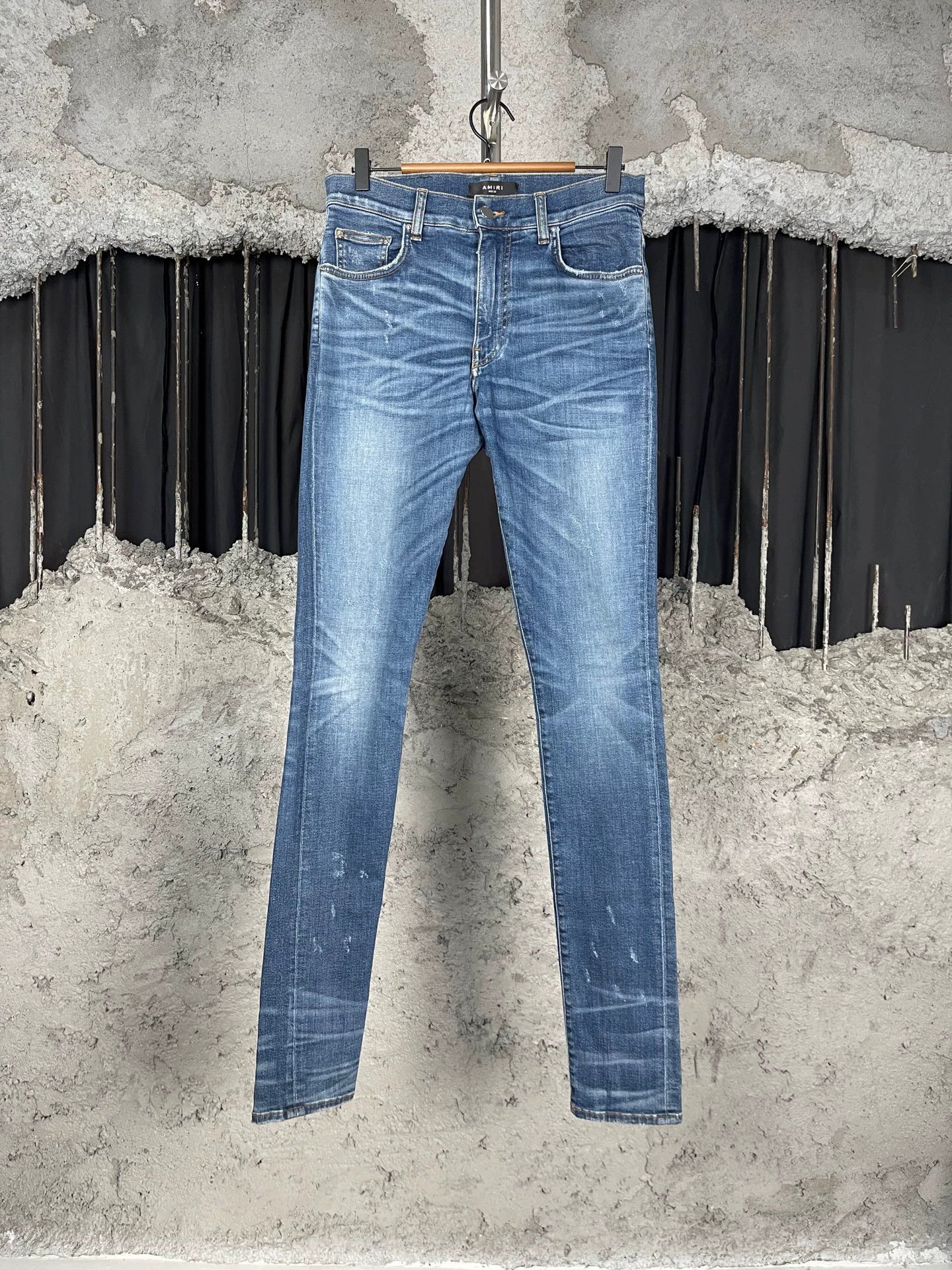 Amiri Amiri 31 New Jeans Size US 31 - 1 Thumbnail