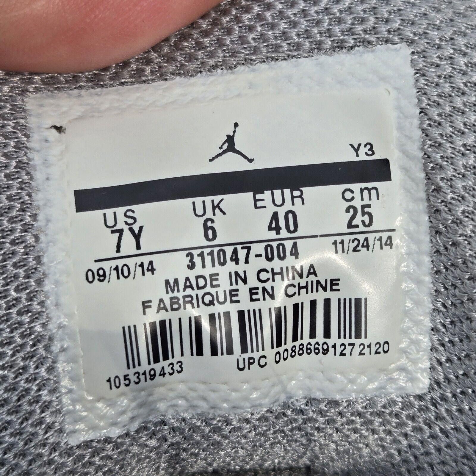 Designer Nike Air Jordan Dub Zero Charcoal Wolf SZ 7Y 311047-004 AS2 Size US 7 / EU 40 - 2 Thumbnail