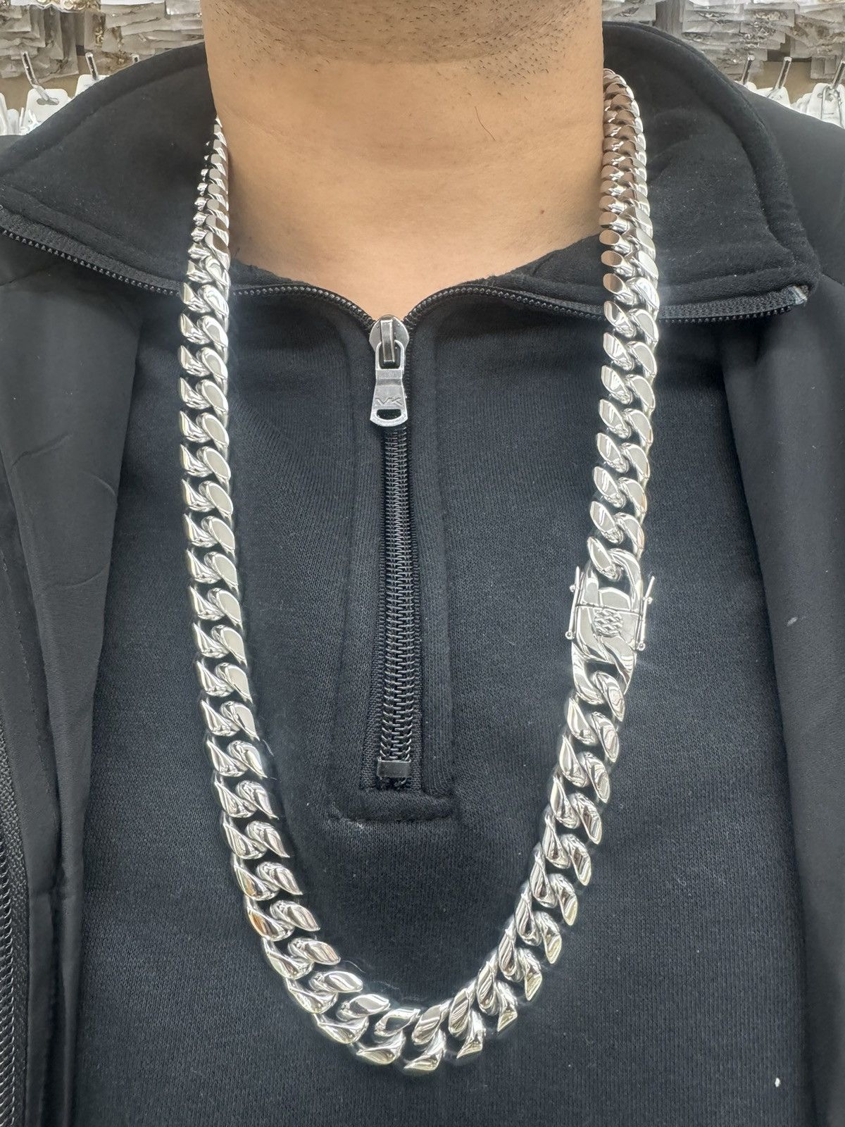 The Unbranded Brand Men Necklace Large Size 26 - 1 Thumbnail