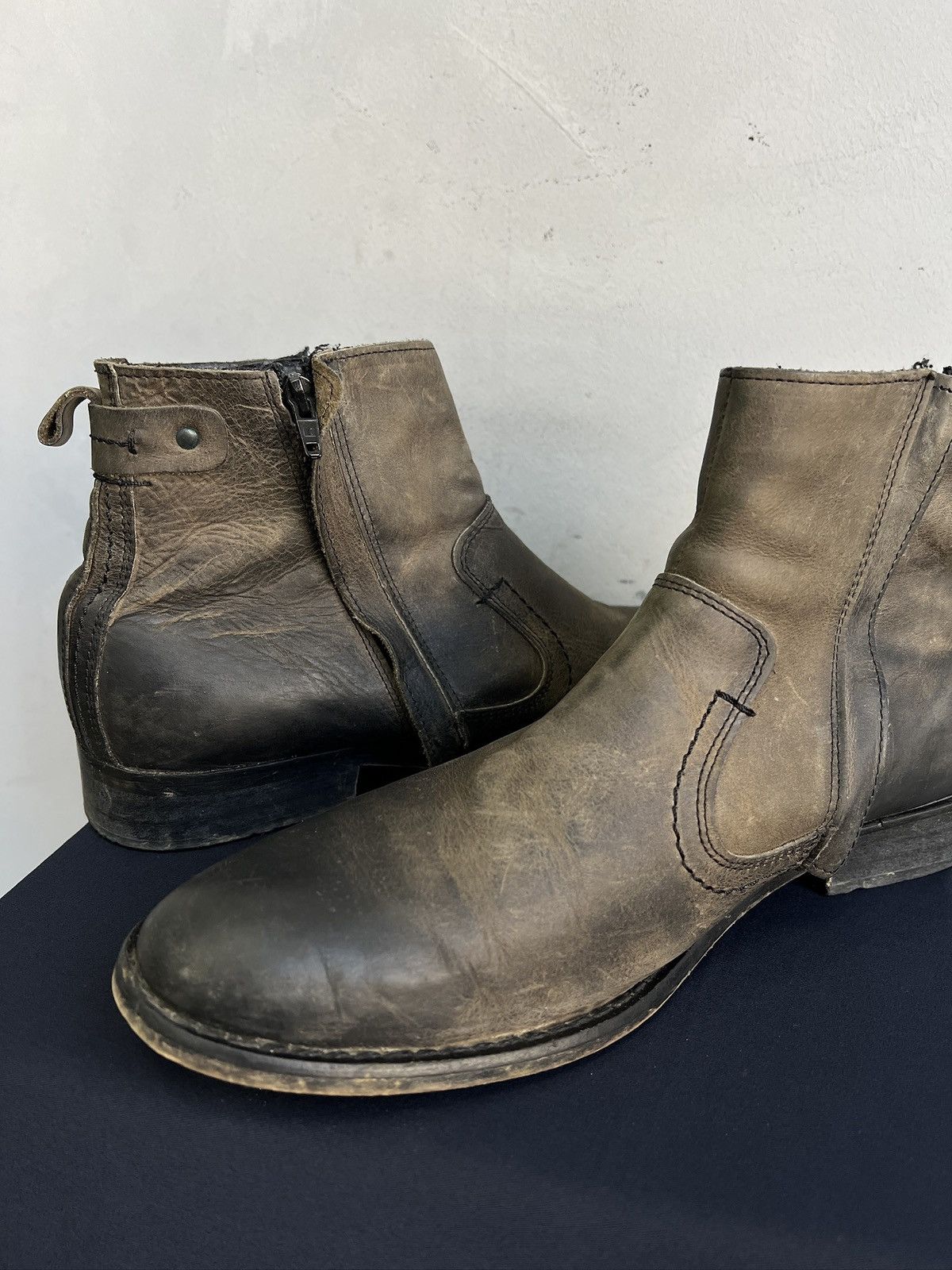 MoMA Avant garde CCP style leather platform bots opium style Size US 10 / EU 43 - 9 Thumbnail