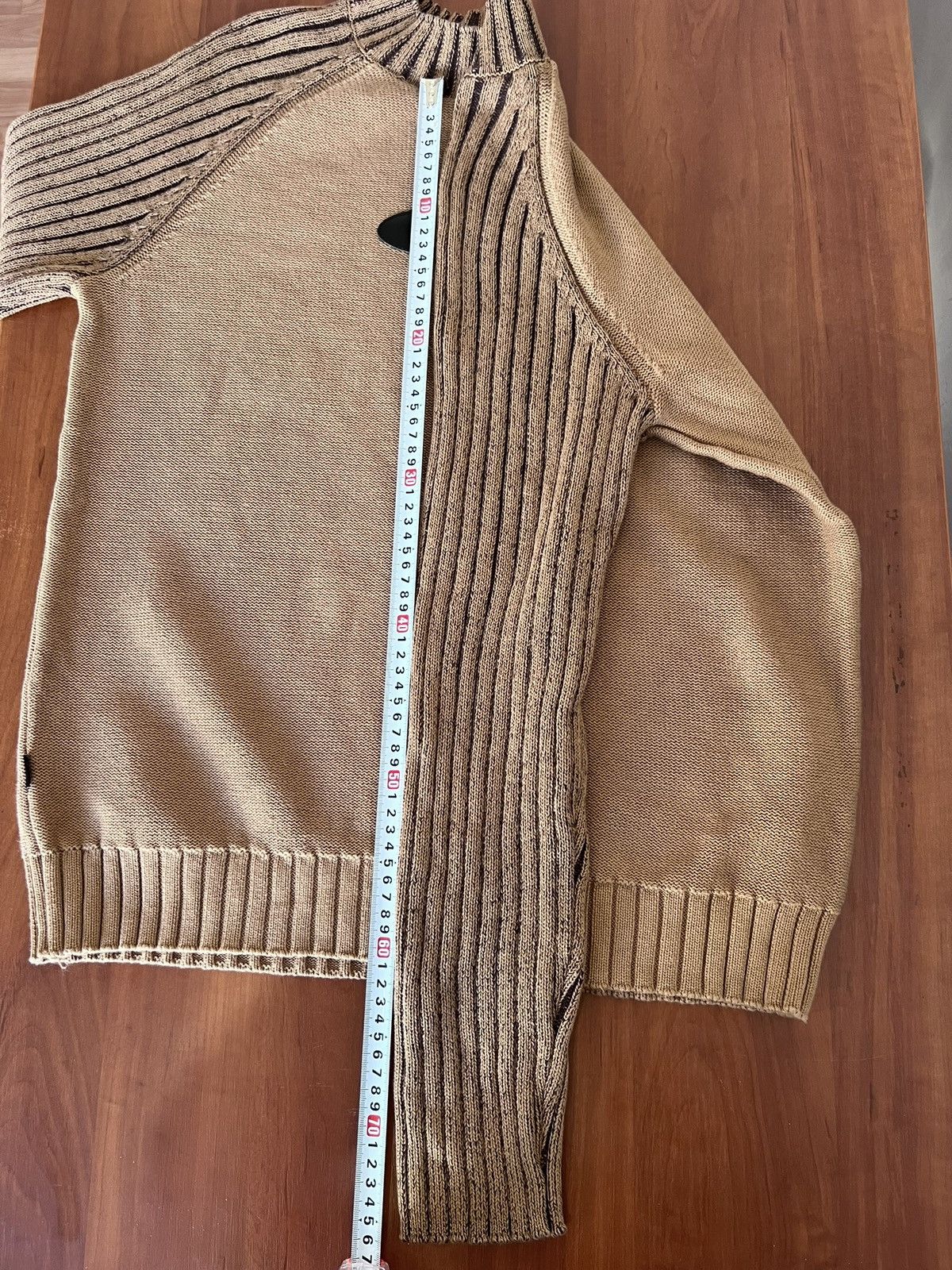Oakley Vintage Oakley Sweater Big Central Logo Men’s Brown Size M Size US M / EU 48-50 / 2 - 12 Thumbnail
