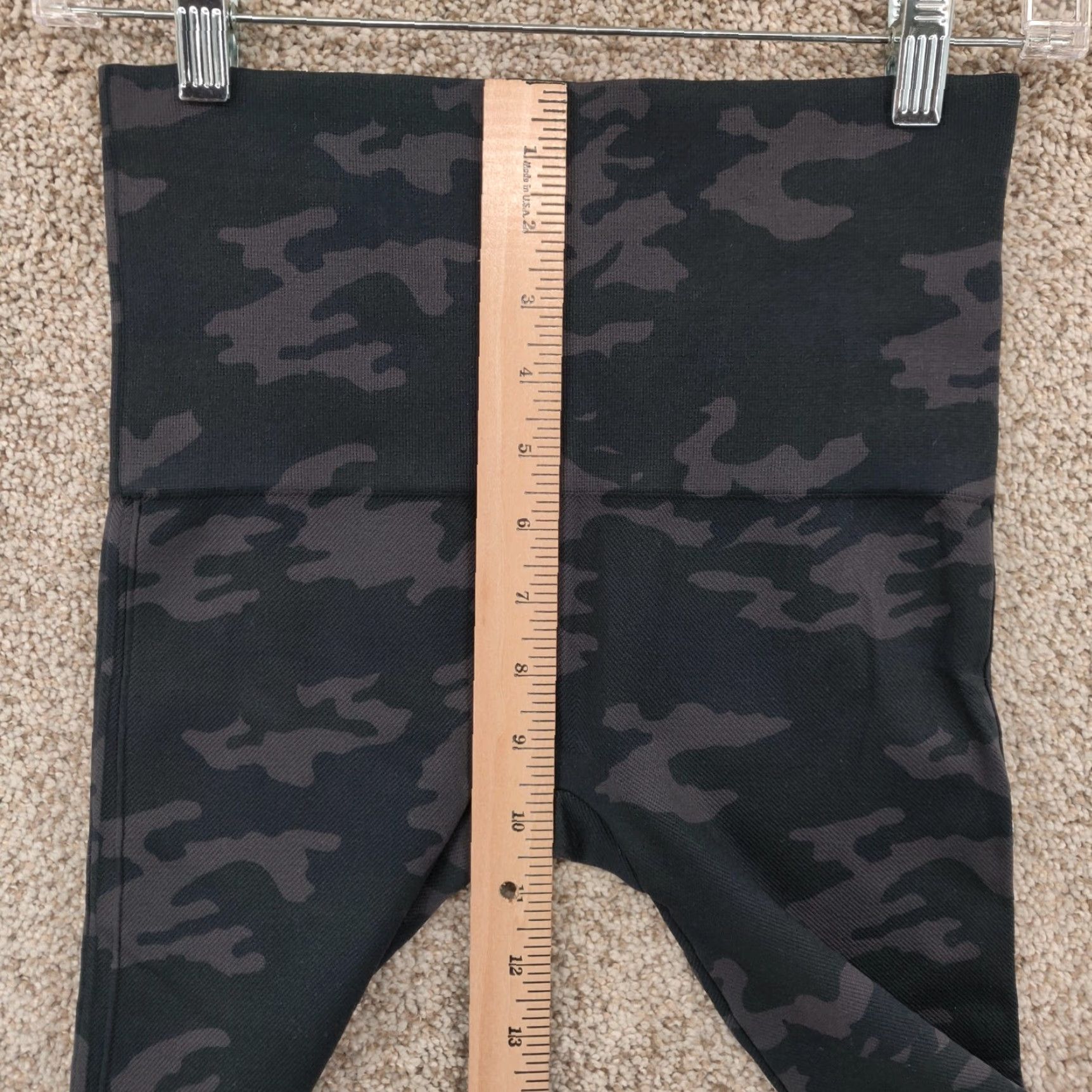 Spanx Spanx Leggings Women's M Camouflage Multicolor Breathable Compression Stretch Inseam 25 in Tapered Regular Activewear Athleisure Womens Size 32" / US 10 / IT 46 - 4 Thumbnail