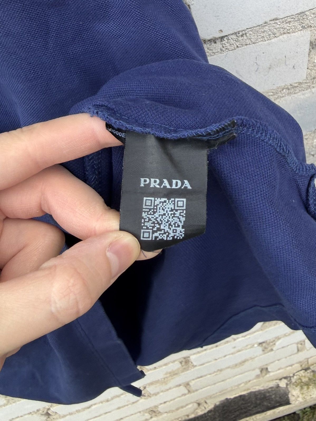 Prada Prada Milano Logo Polo Shirt Size US M / EU 48-50 / 2 - 5 Thumbnail