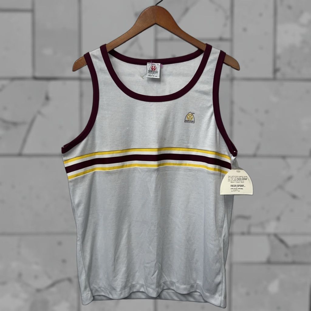 Omega VTG NWT Tank Sports Sleeveless Shirt Mens Size L White T-Shirt Gym Tee Size US L / EU 52-54 / 3 - 1 Thumbnail