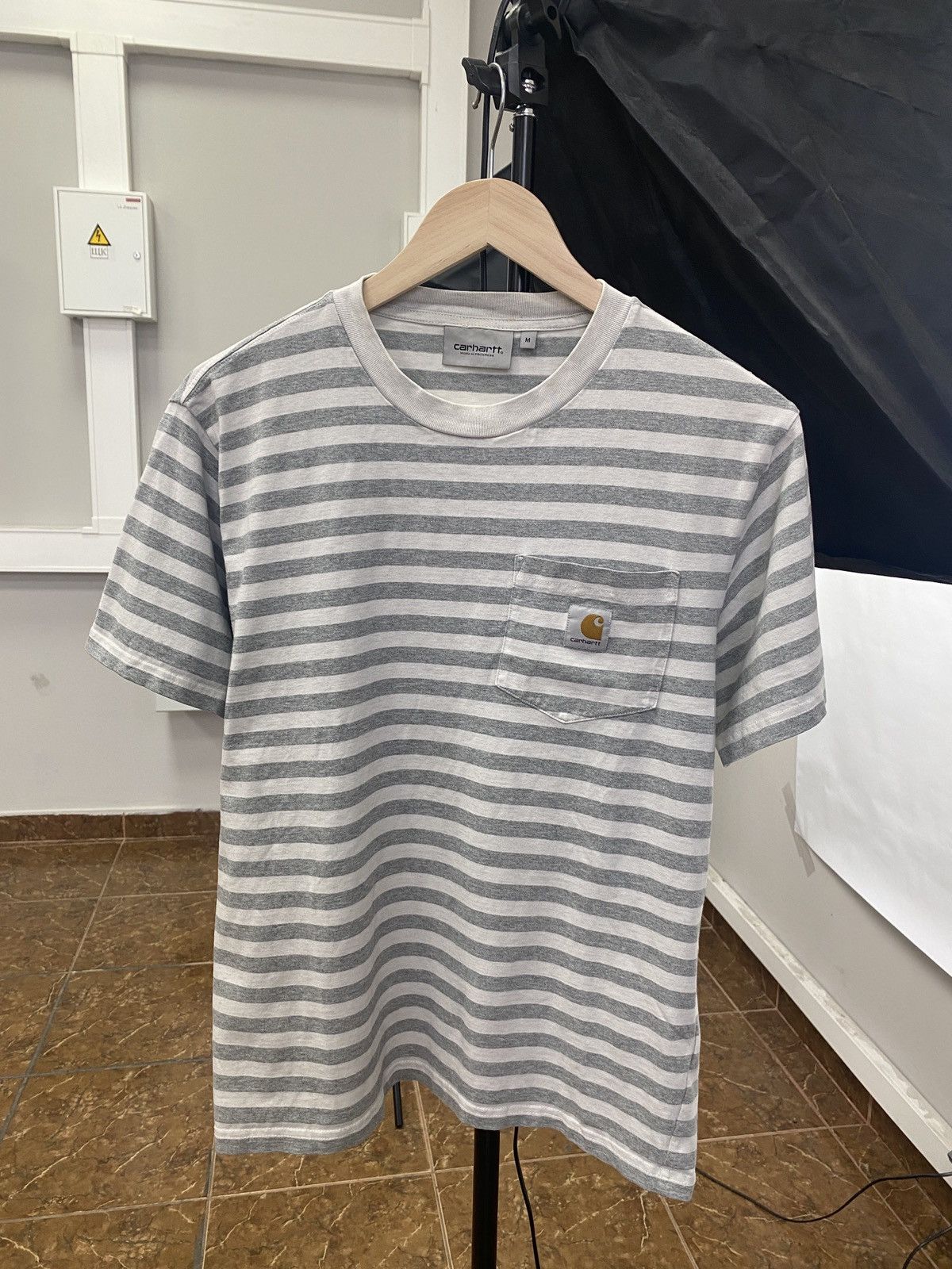 Carhartt × Carhartt Wip × Vintage 🇺🇸 Vintage Carhartt Box Logo T-Shirt Rare Retro Hype Y2K Size US M / EU 48-50 / 2 - 1 Thumbnail