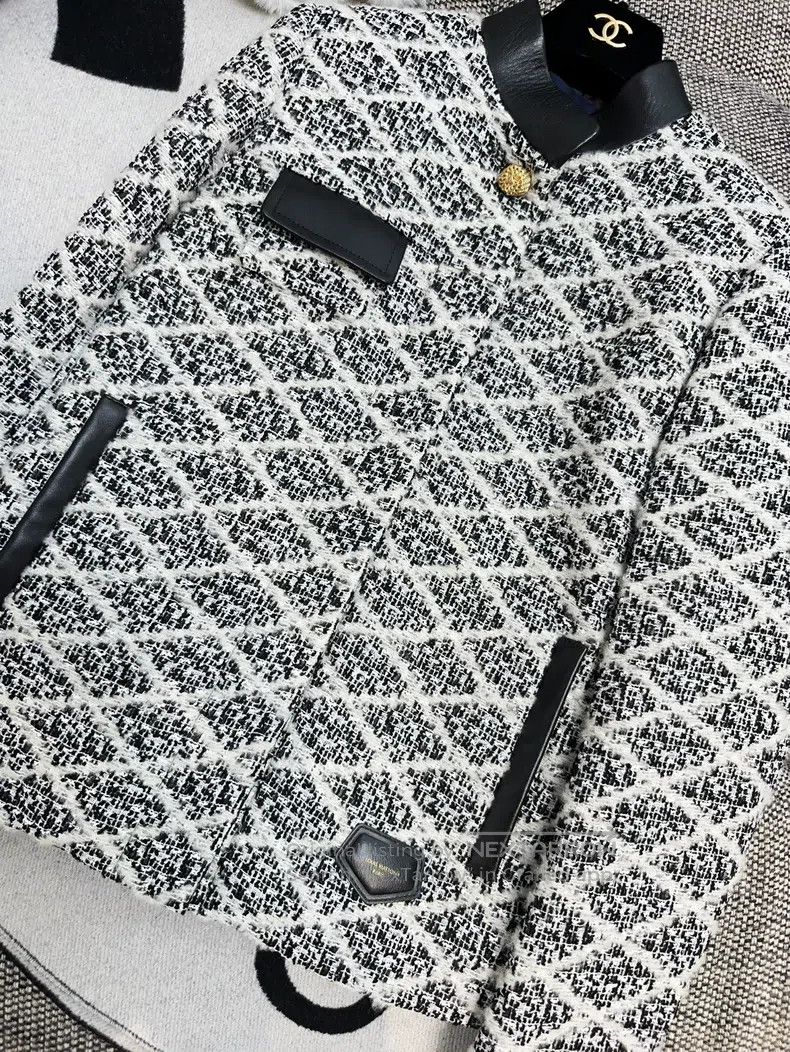 Louis Vuitton Louis Vuitton Black, white and grey 24 diamond-shaped full Size XS / US 0-2 / IT 36-38 - 2 Thumbnail