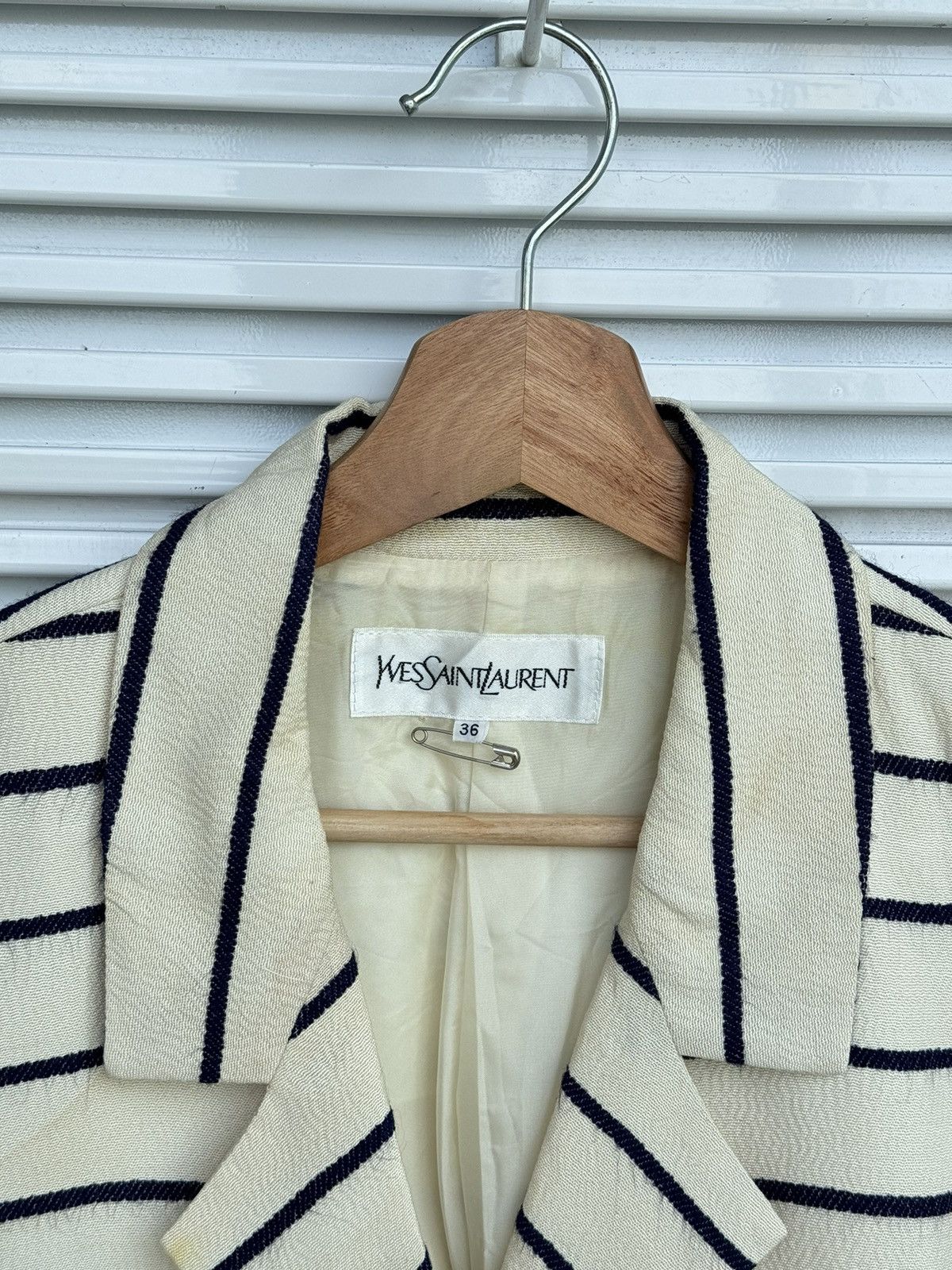 Yves Saint Laurent Yves Saint Laurent YSL Striped Blazer Size M / US 6-8 / IT 42-44 - 3 Thumbnail