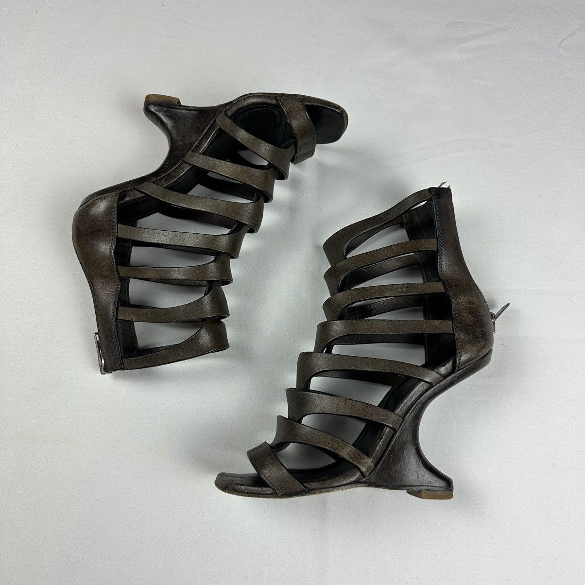 Rick Owens Rick Owens Nautilus Gladiator Cantilevered Leather Sandals Size US 7.5 / IT 37.5 - 8 Thumbnail