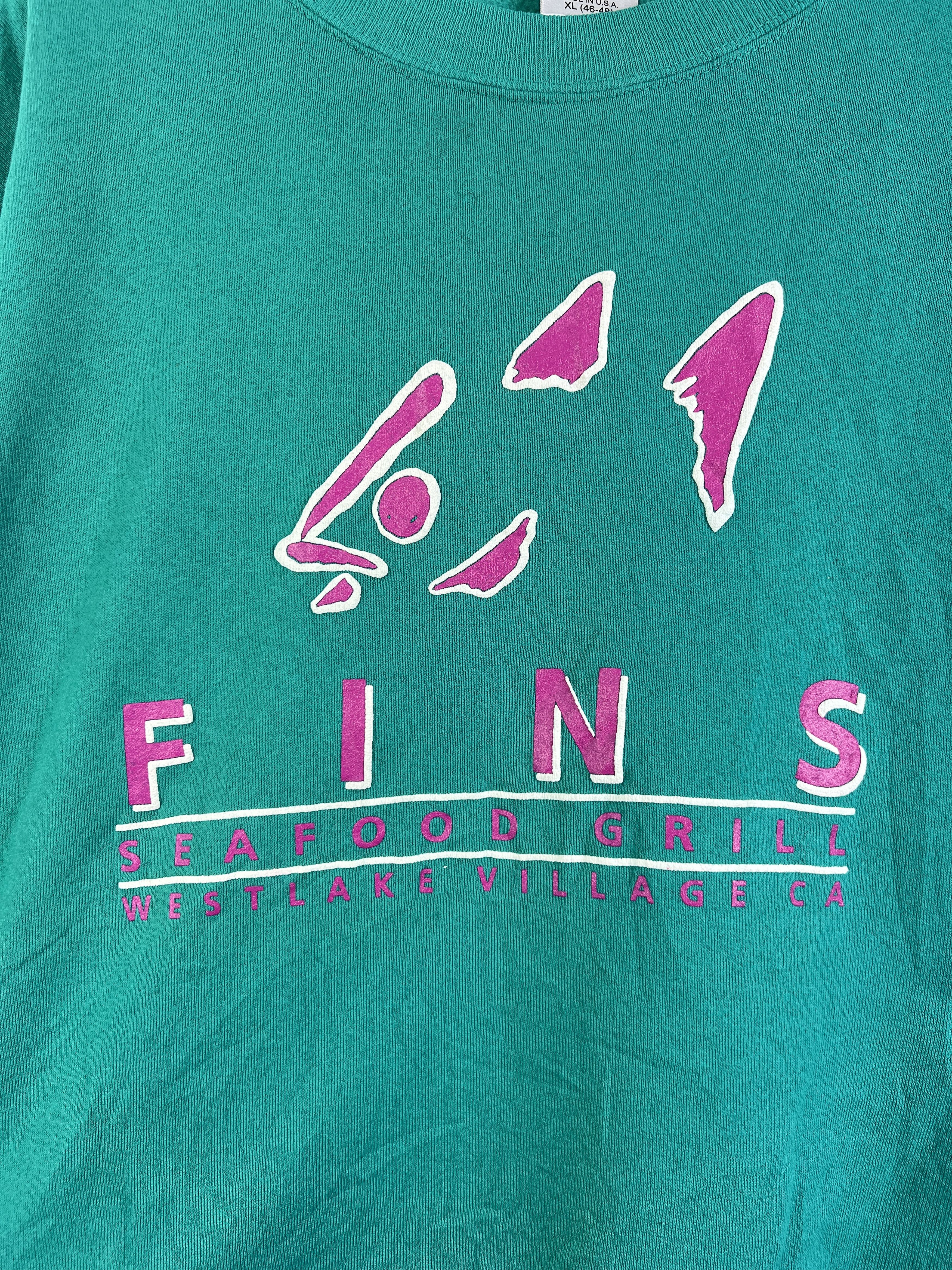 Vintage No.4873 Vintage 90s Fins Restaurant Promo Sweatshirt (XL) Size US XL / EU 56 / 4 - 2 Thumbnail