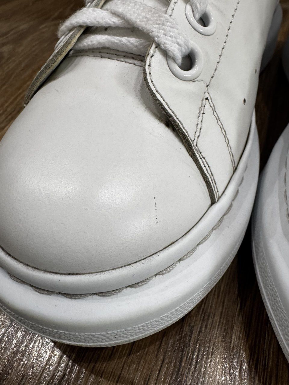 Alexander McQueen Alexander McQueen Oversized Sneakers Size 40 Size US 9 / IT 39 - 3 Thumbnail