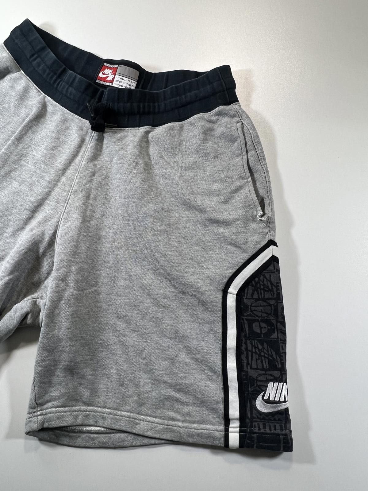 Nike Nike Air Grey and Black Athletic Shorts Size L Size US 34 / EU 50 - 2 Thumbnail