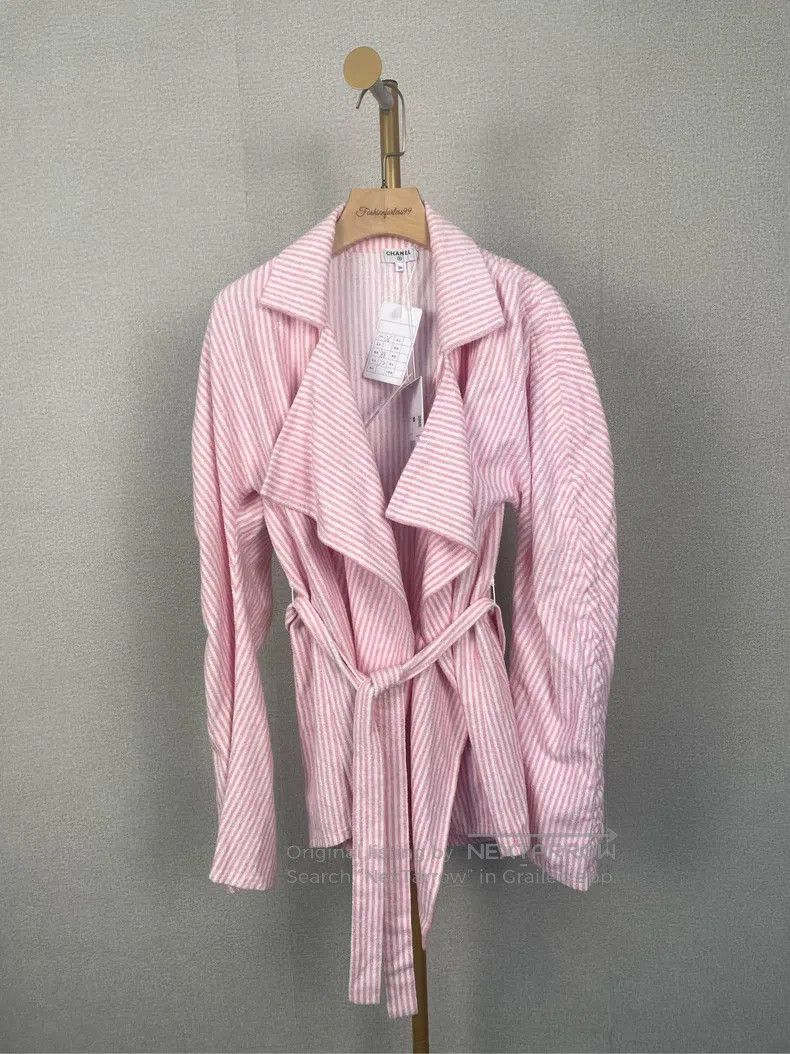 Chanel Chanel Pink and white striped coat Size XS / US 0-2 / IT 36-38 - 1 Thumbnail