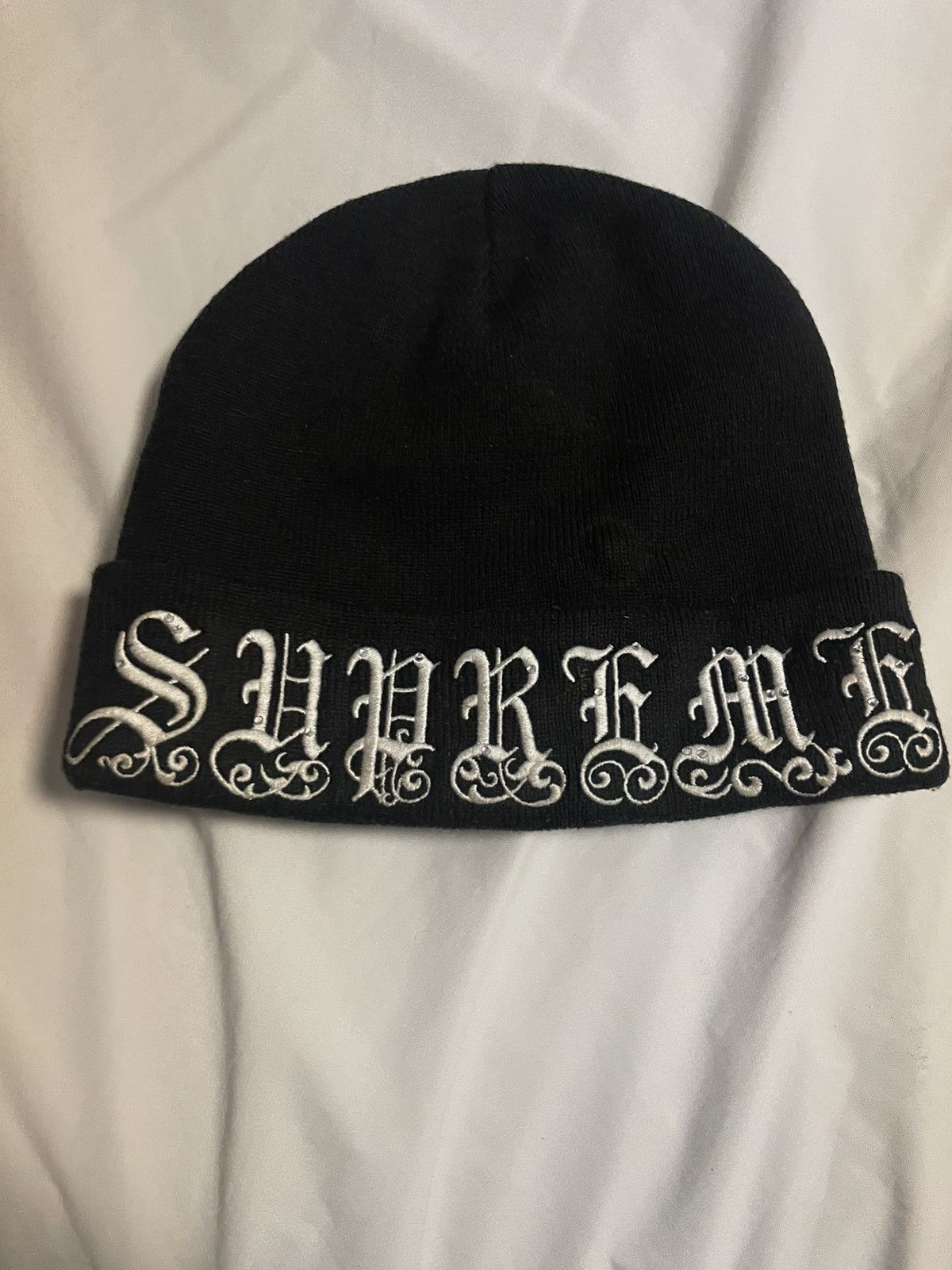 Supreme Old English Printed Beanie Black supreme Old English