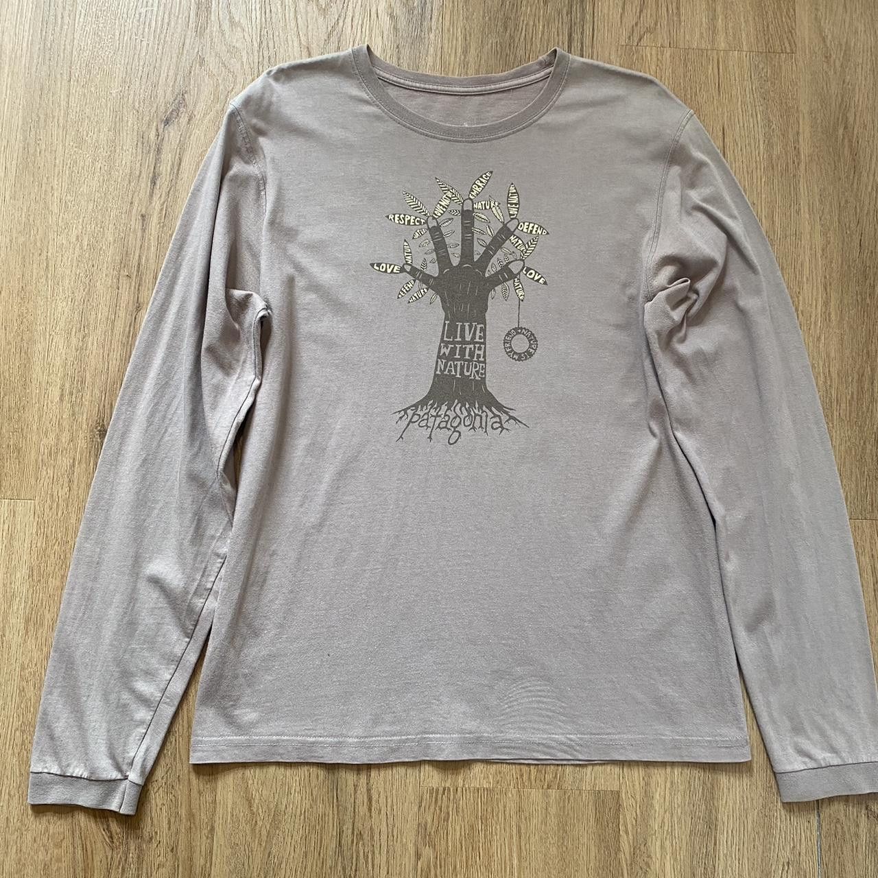 Patagonia Patagonia grey long sleeve t-shirt with tree and money Size US S / EU 44-46 / 1 - 1 Thumbnail