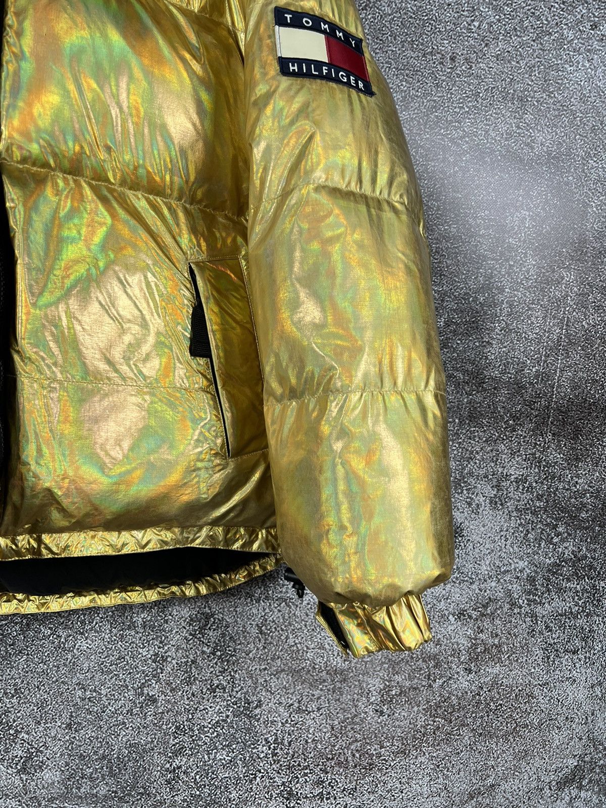 Tommy Hilfiger Tommy Hilfiger Rainbow Gold Puffer Jacket Expedition XL Size US XL / EU 56 / 4 - 5 Thumbnail