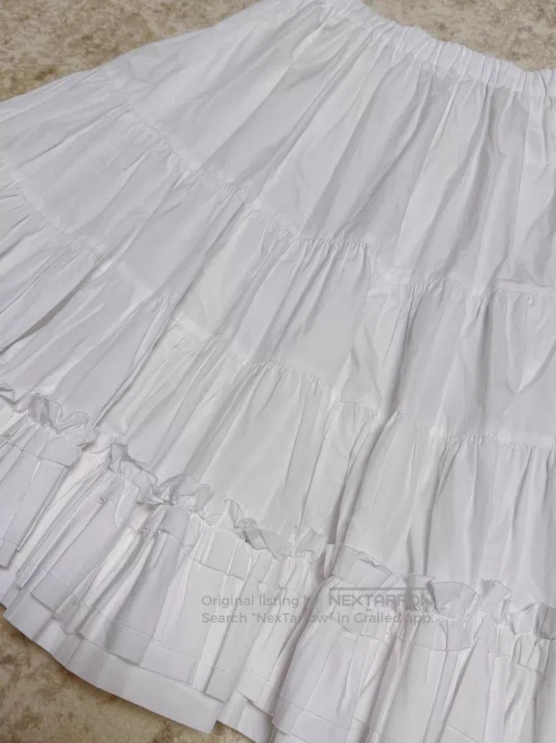 Comme des Garcons Comme des Garcons Size XS Lace hem half-skirt Size 22" - 2 Thumbnail