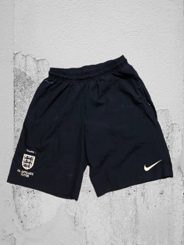 Nike Nike Shorts ENGLAND Size US 32 / EU 48 - 1 Thumbnail