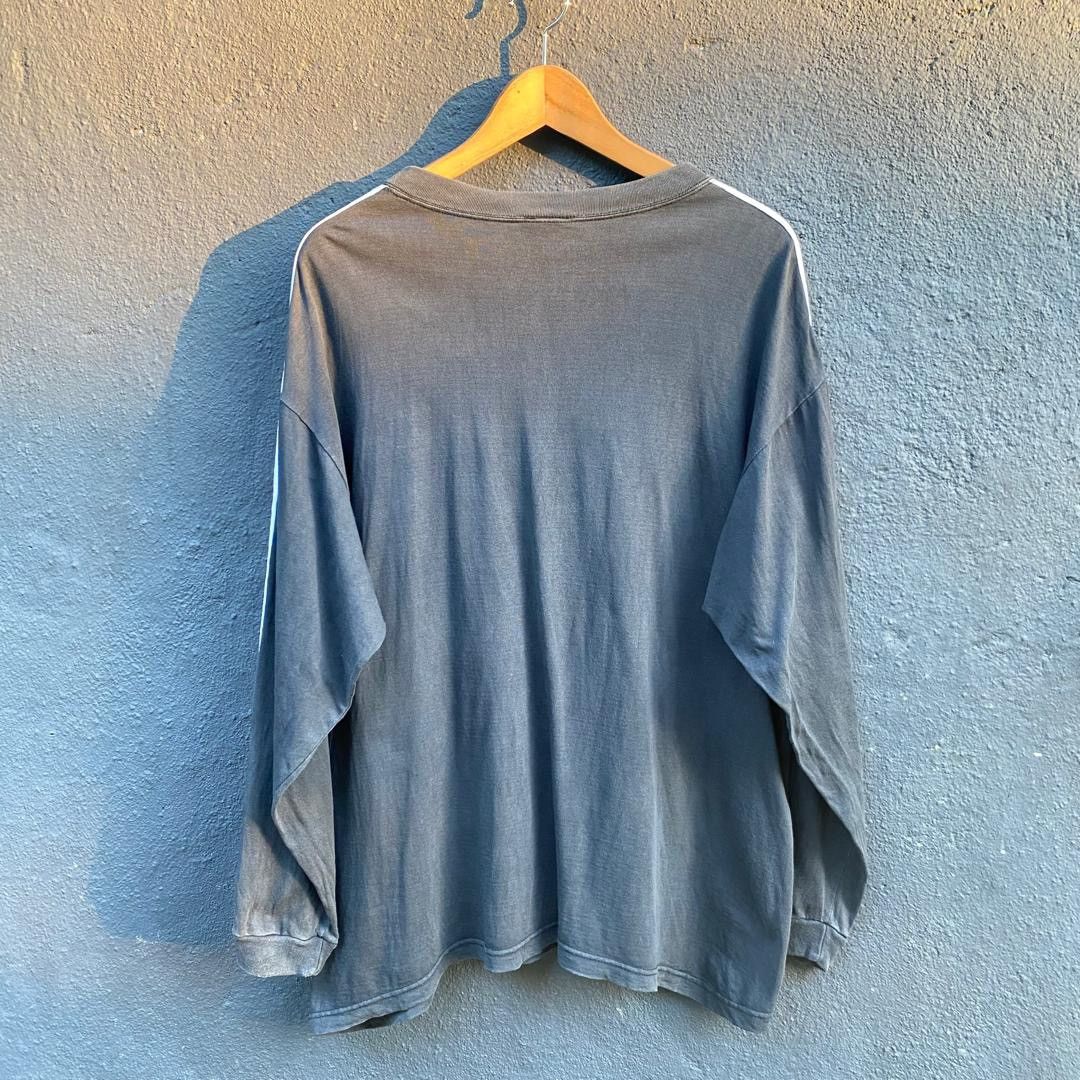 Cartoon Network Thrashed Faded Vintage 90s Tweety Long Sleeve Tee Size US L / EU 52-54 / 3 - 4 Thumbnail