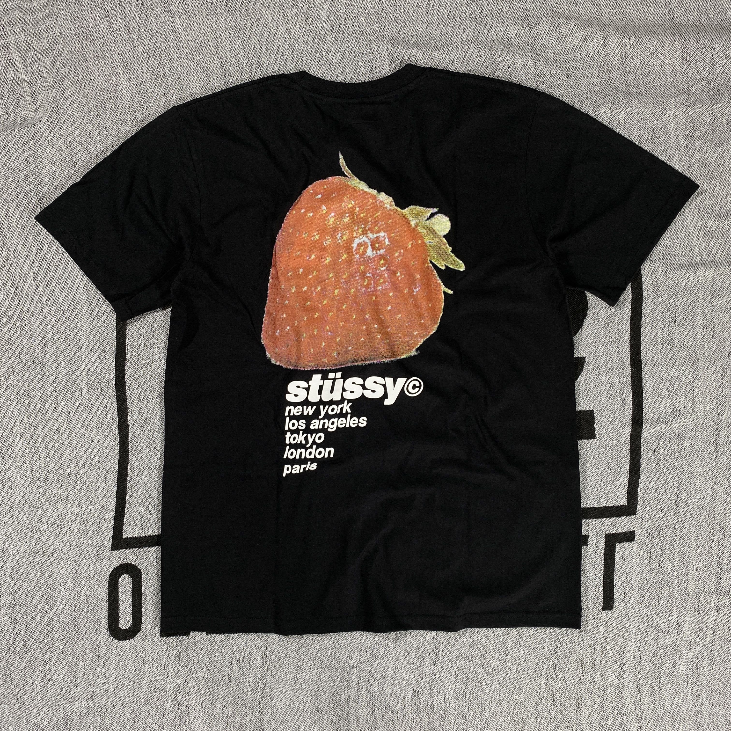 image of Stussy Strawberry Tee Medium in Black, Men's