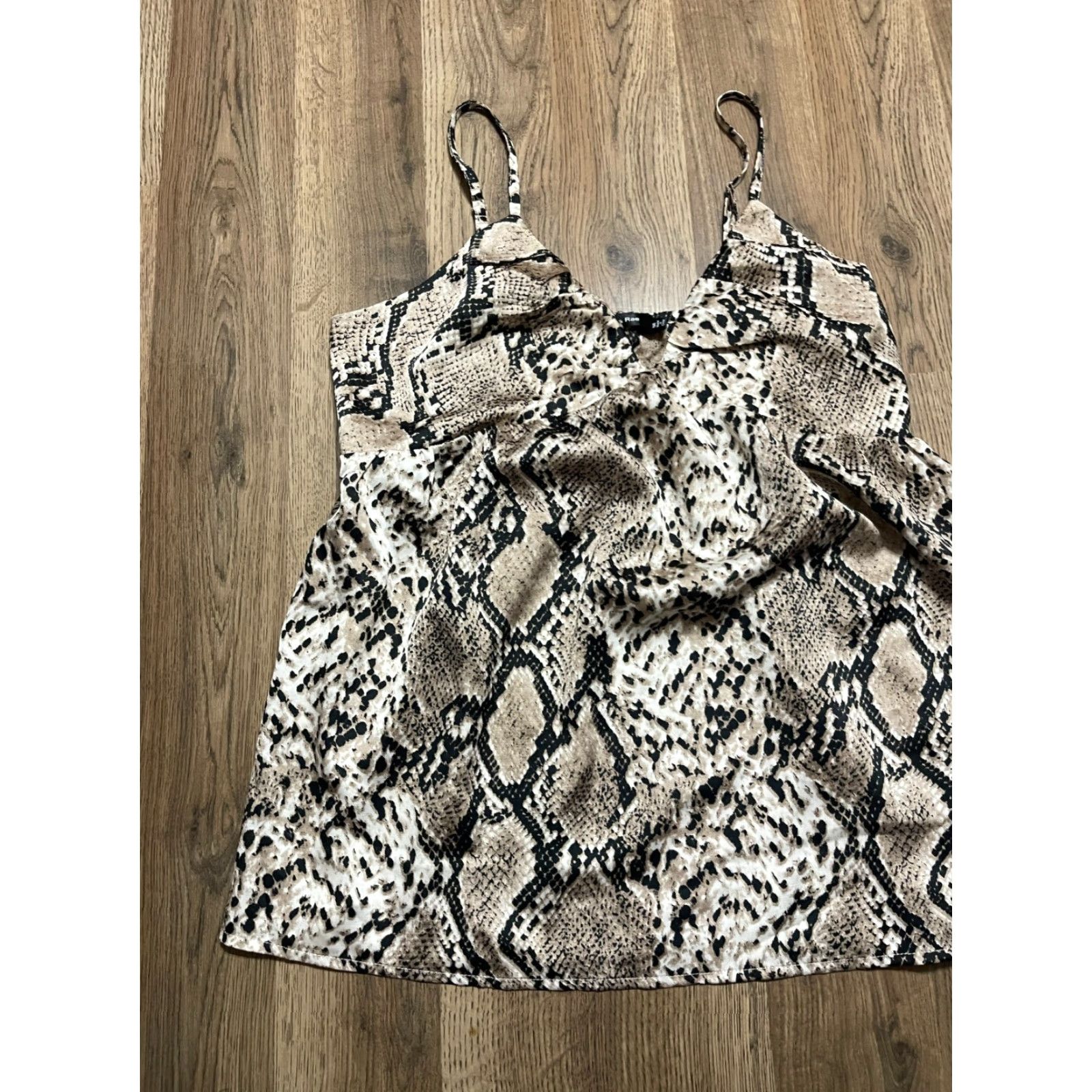 Vintage Doe & Rae Tank Top Women's Size Medium V-Neck Snakeskin Black Brown White NWT Tank Womens M Brown Black White Snakeskin Vneck NWT Size M / US 6-8 / IT 42-44 - 4 Thumbnail