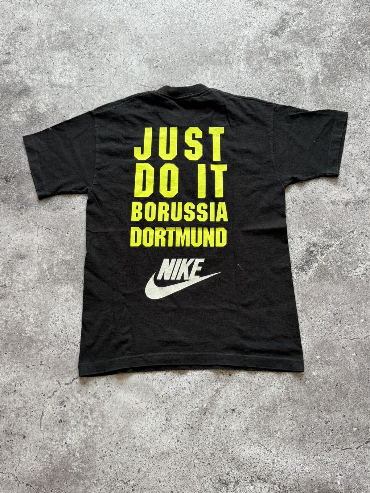 Nike 🔥NIKE BORUSSIA DORTMUND 1995/96 JUST DO IT MERCH T-SHIRT Size US S / EU 44-46 / 1 - 6 Thumbnail
