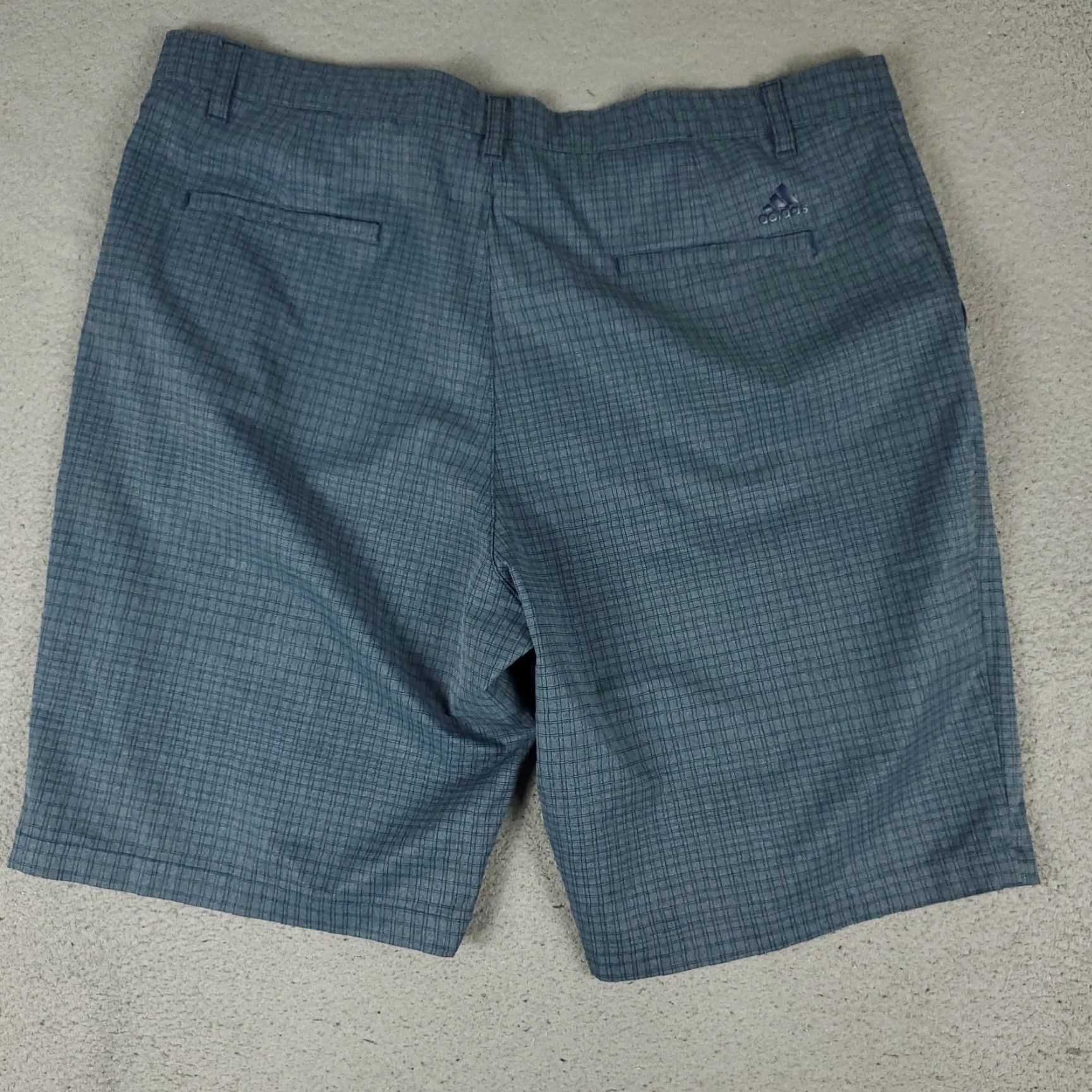 Adidas Adidas Shorts Mens 40 Blue Plaid Golf Casual Flat Front Chino Pocket Slash Pocket Regular Rise Mid 10-12in Zip Size US 40 / EU 56 - 7 Thumbnail