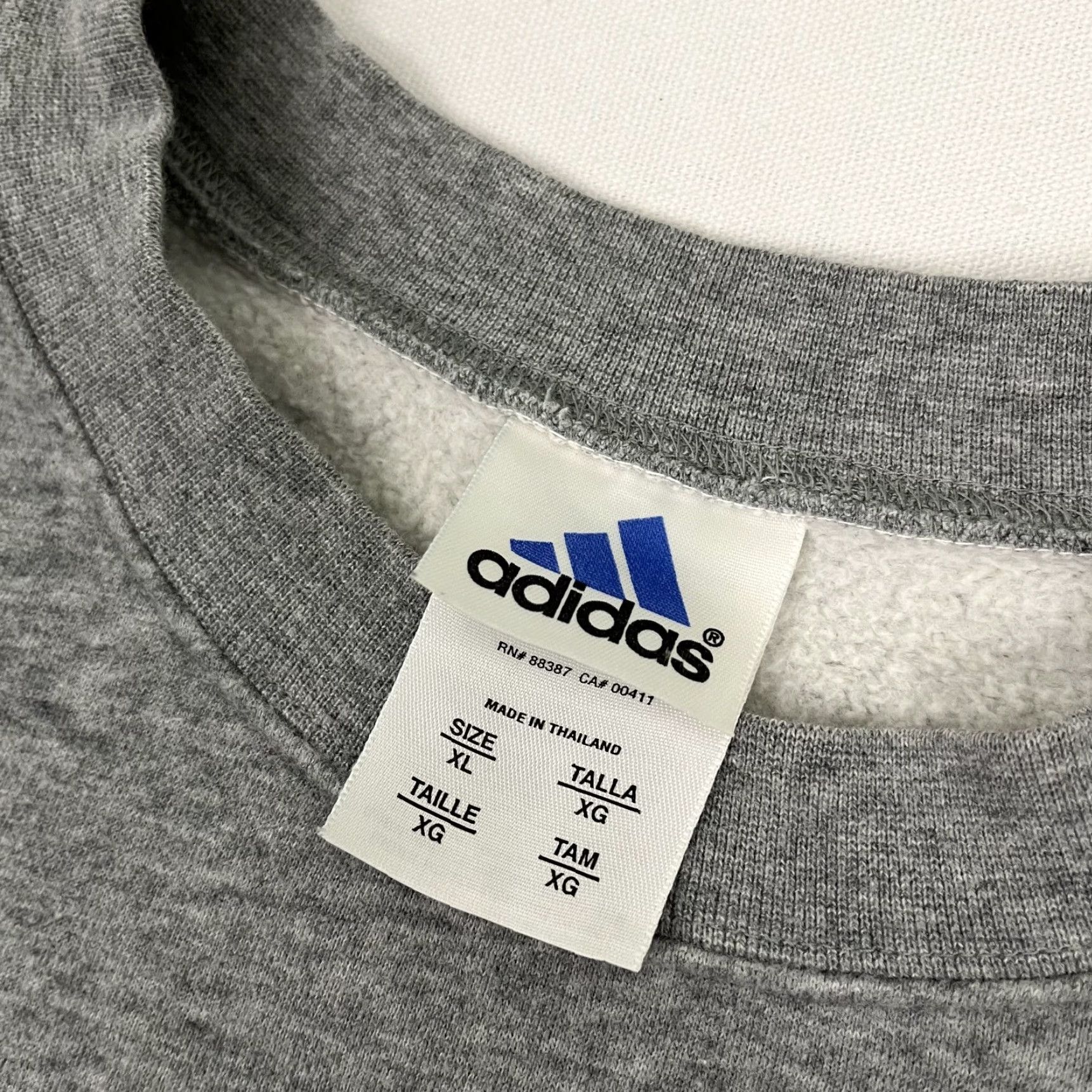 Adidas VINTAGE Adidas Sweatshirt Adult Mens XL Gray Crewneck Pullover Skate Retro Y2K MD Size US XL / EU 56 / 4 - 3 Thumbnail