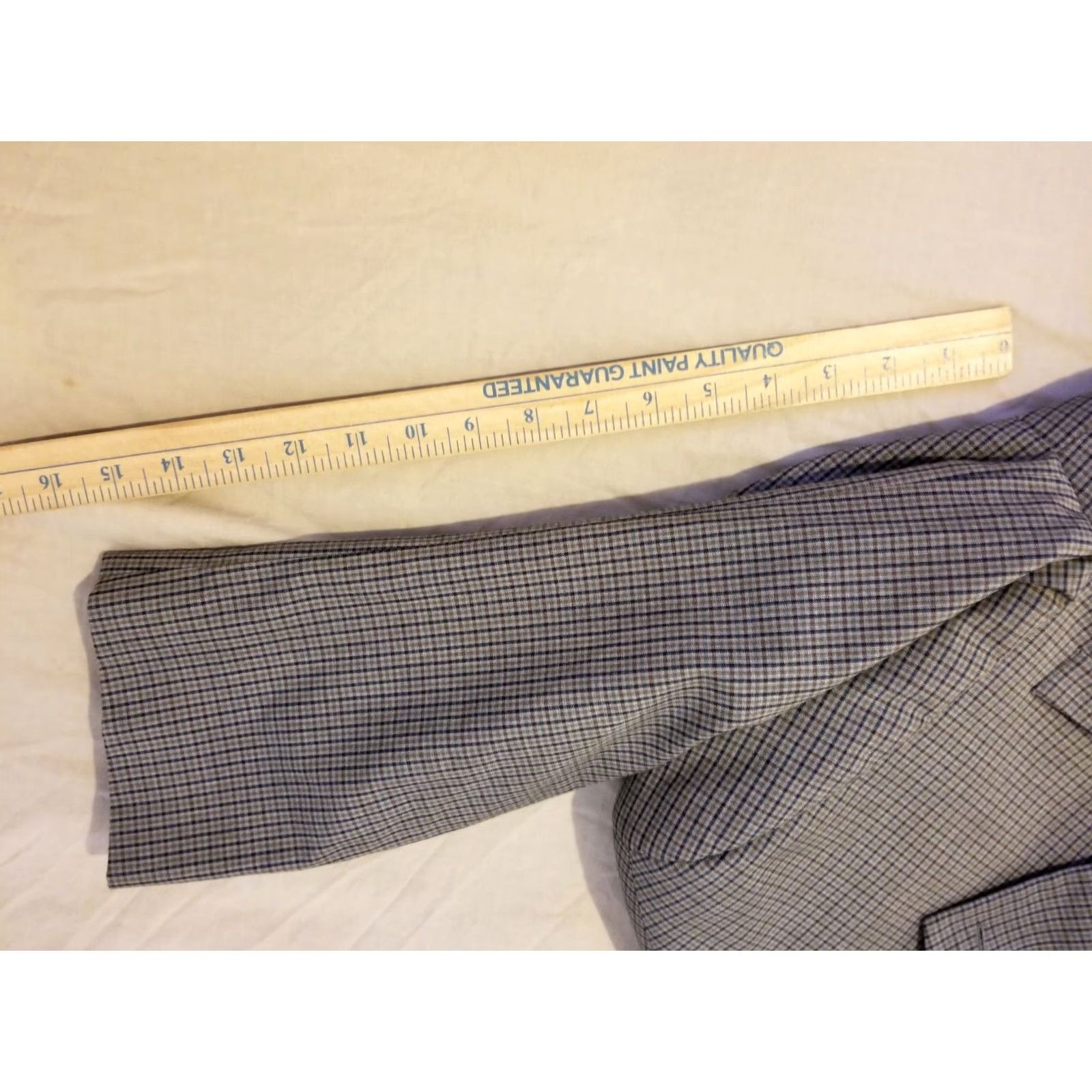 Michael Kors VINTAGE Michael Kors Jacket Blazer 46R Khaki Beige Mens 2 Piece Size 46R - 7 Thumbnail