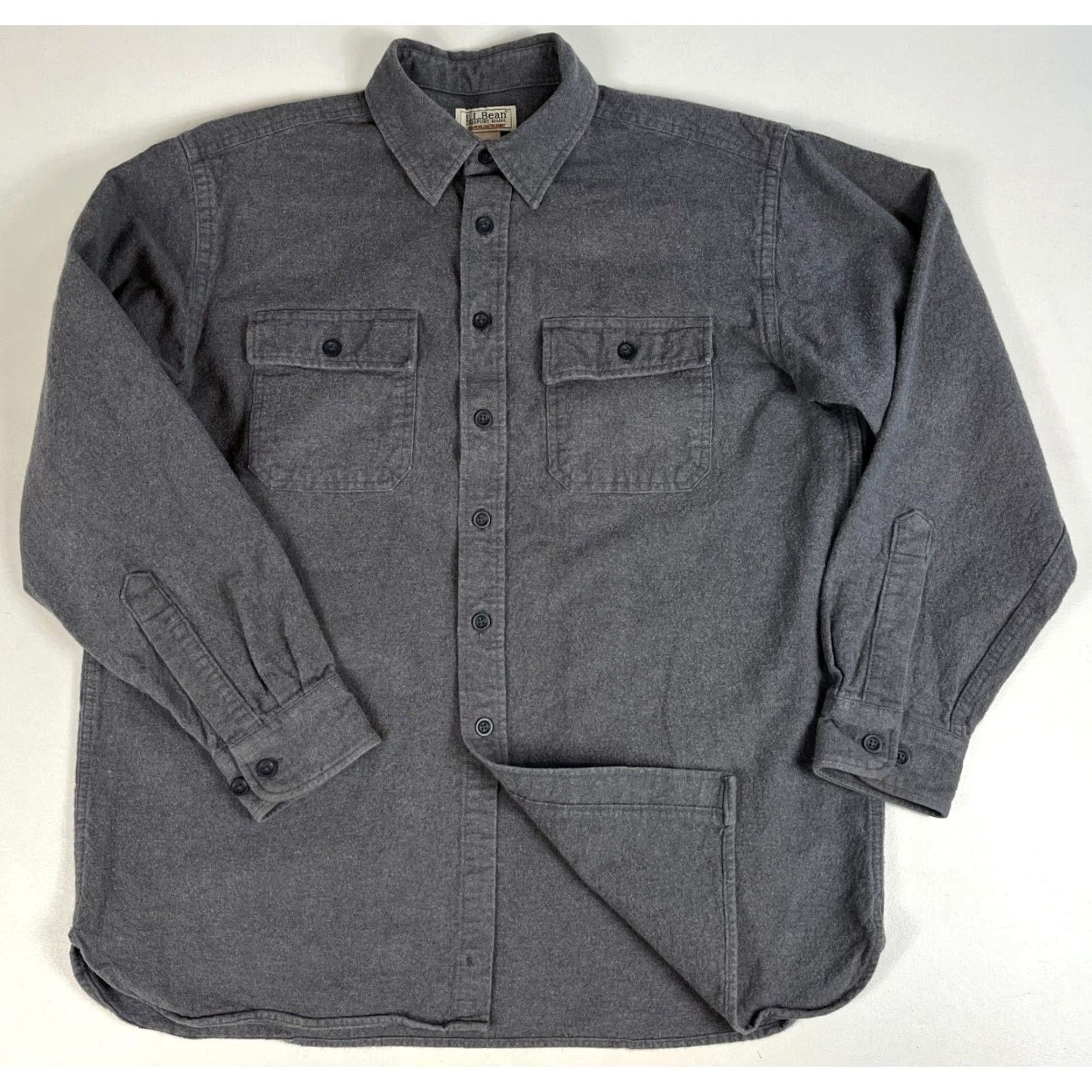 Vintage L.L. Bean Men's Chamois Cloth Shirt Button-Up Size L Gray Regular Size US L / EU 52-54 / 3 - 2 Thumbnail