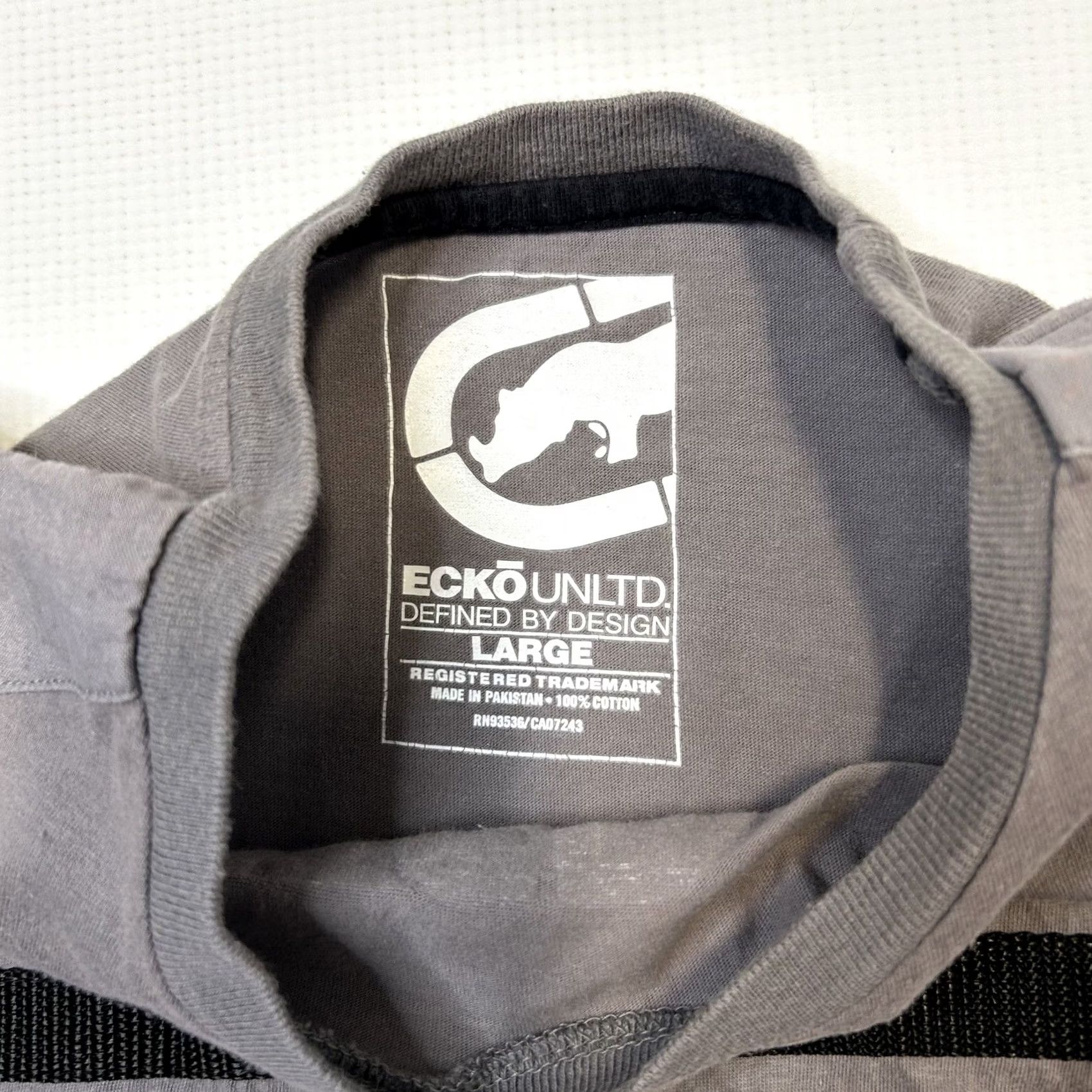 Vintage Ecko Unltd Gray T-shirt Streetwear Superior Issue Eckonomics Rhino Mens Lrge 90s Size US L / EU 52-54 / 3 - 6 Thumbnail