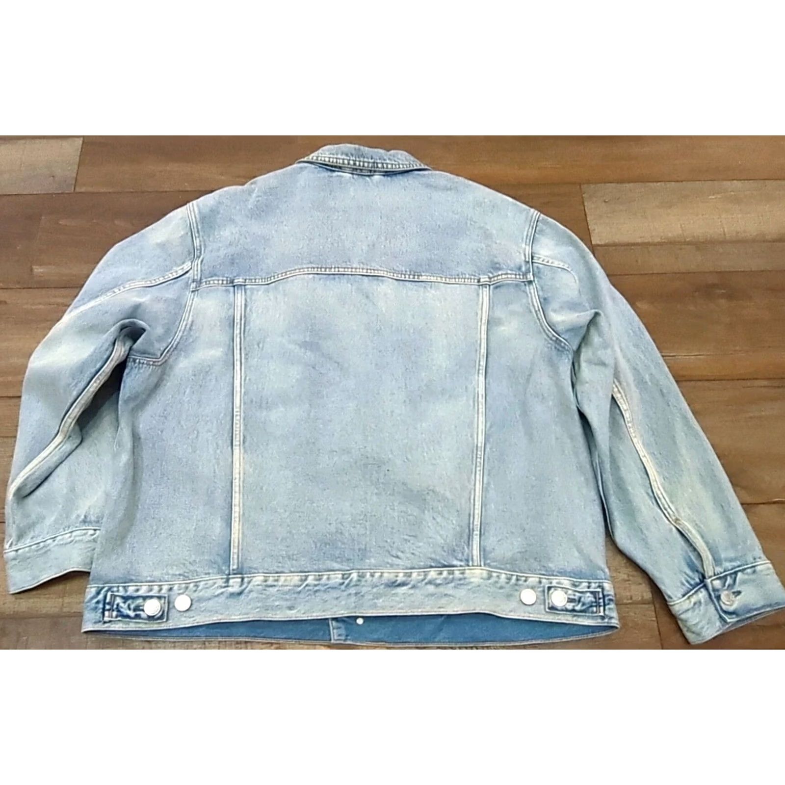 H&M H&M Divided Light Wash Distressed Denim Jacket Men XL Blue Denim Jacket Biker Mens XL Size US XL / EU 56 / 4 - 3 Thumbnail