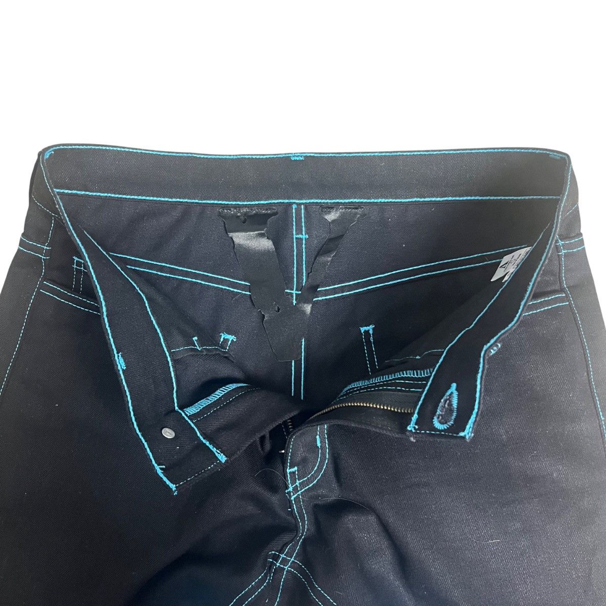 Vlone 2018 Vlone Old English Denim Size US 30 / EU 46 - 4 Thumbnail