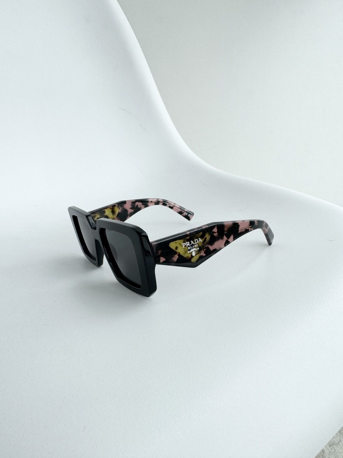 Prada Prada Sunglasses 0pr 23ys Size ONE SIZE - 4 Thumbnail