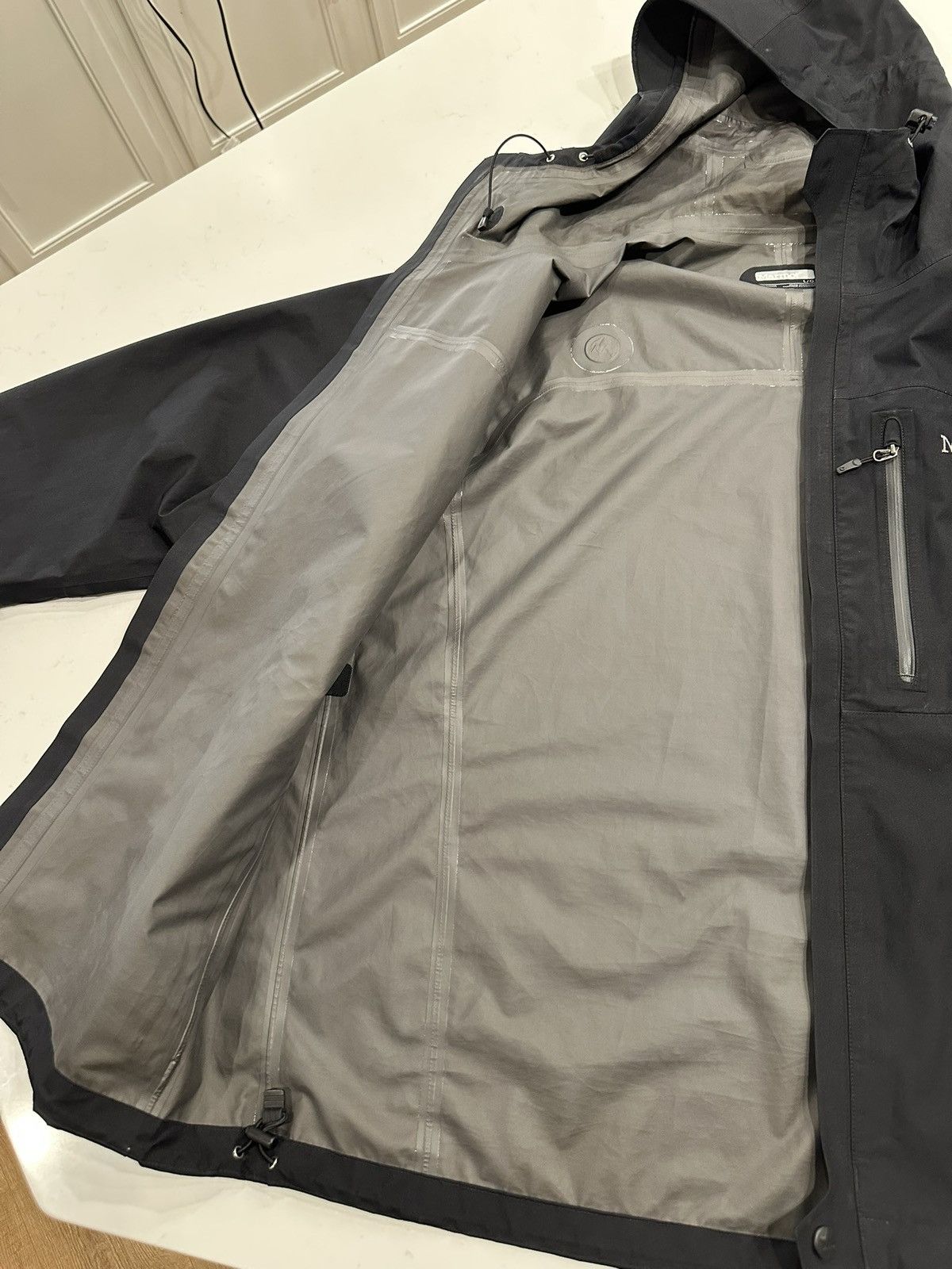 Marmot Marmot Men’s Minimalist Rain Jacket Black Large Size US L / EU 52-54 / 3 - 10 Thumbnail