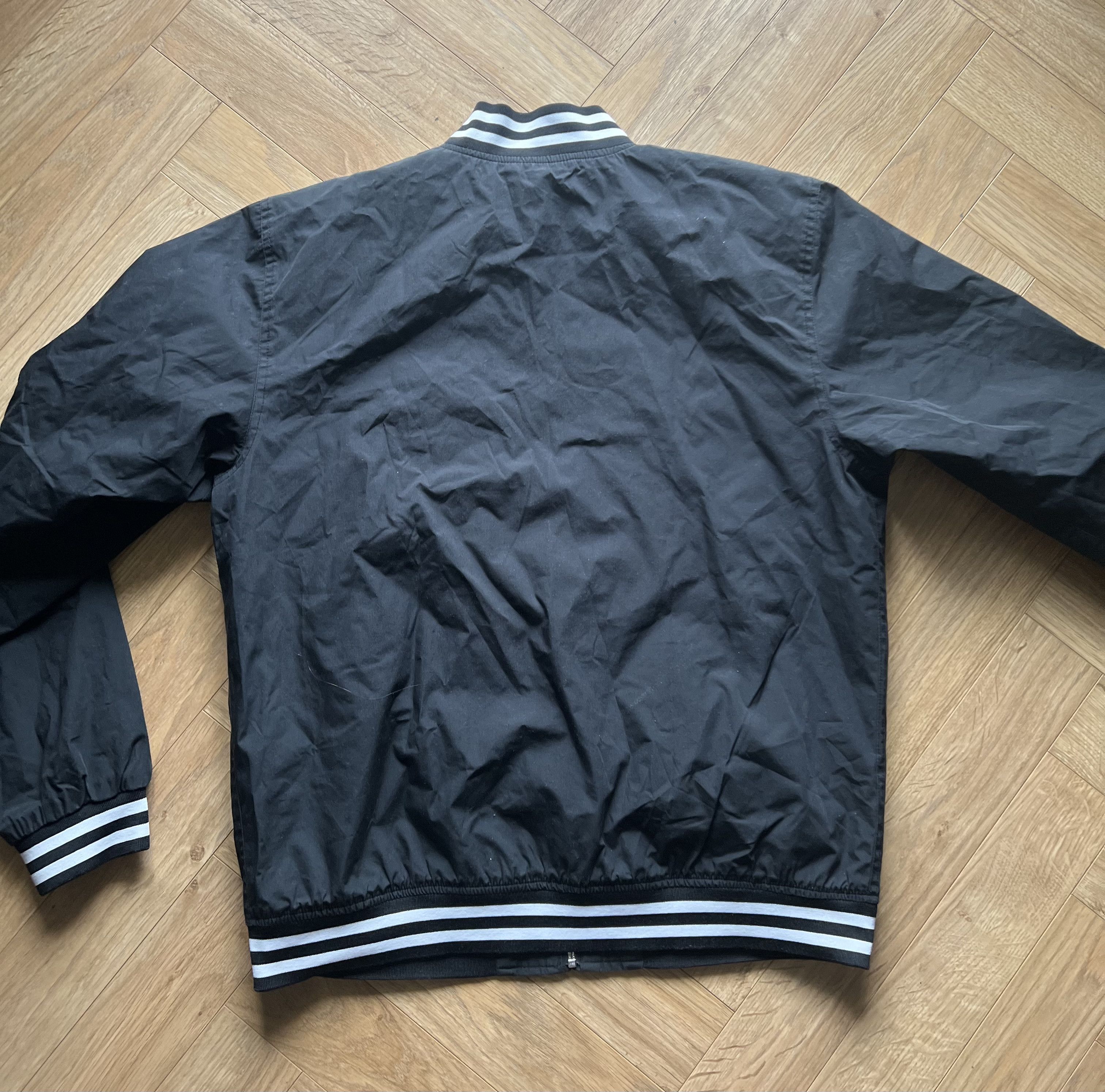 Carhartt × Carhartt Wip × Vintage CARHARTT VINTAGE BOMBER BATTERY BLACK JACKET 90s L Size US L / EU 52-54 / 3 - 4 Thumbnail