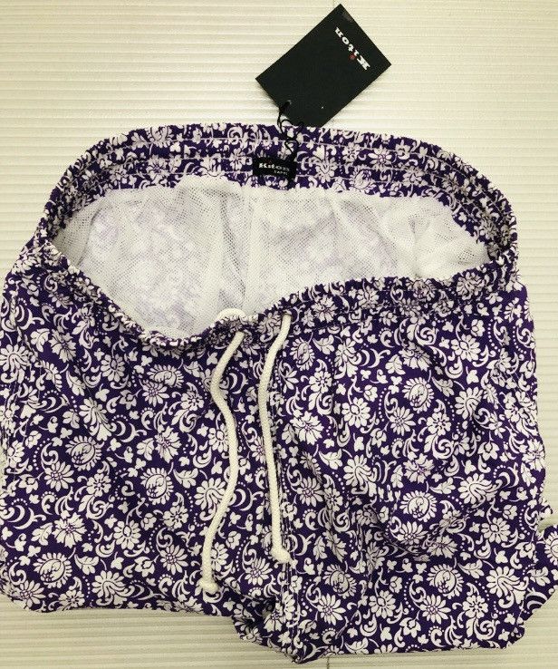 Kiton Kiton 🇮🇹 mulberry bloom 3pkt resort pool swim trunks M NWT Size US 34 / EU 50 - 9 Thumbnail