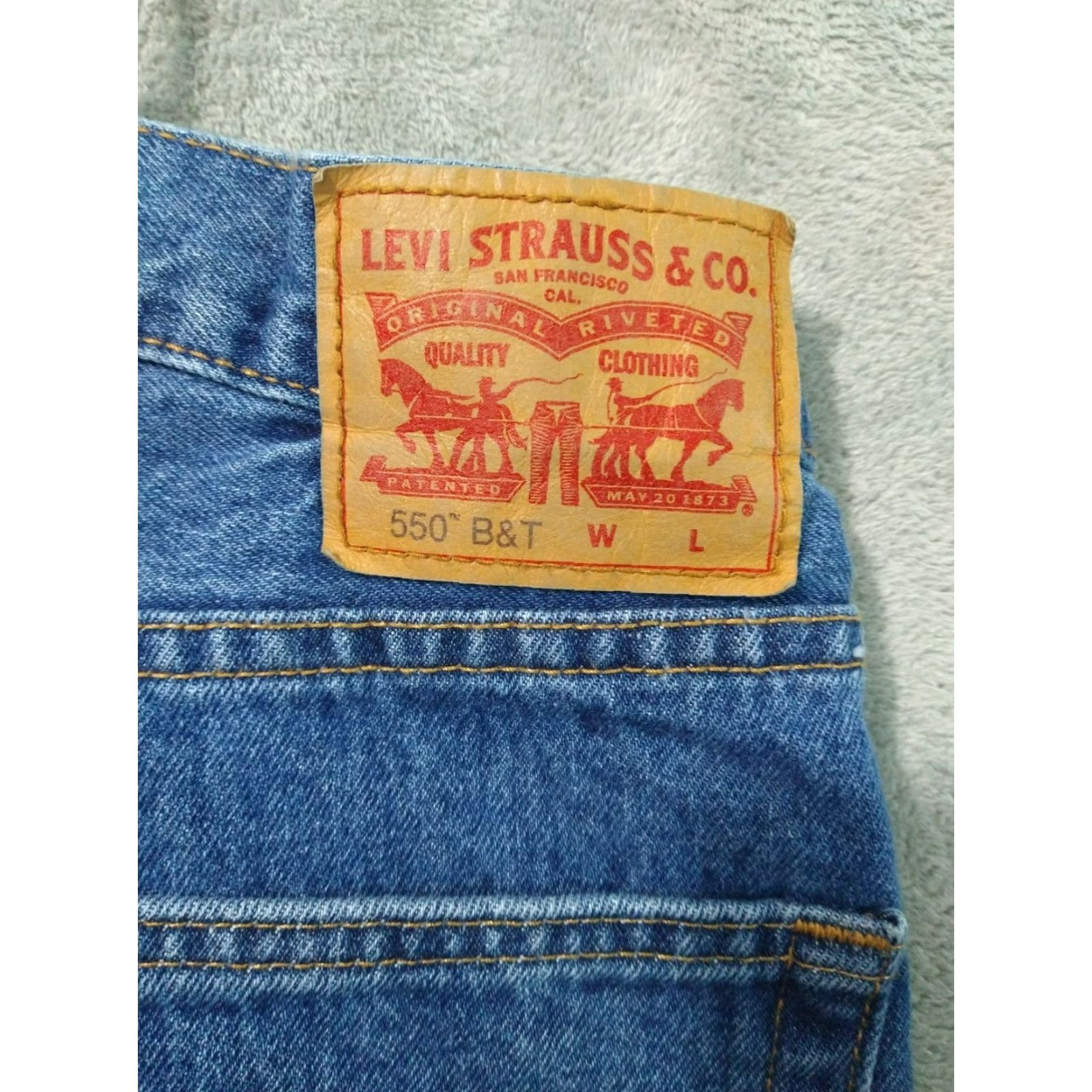 Levi's VINTAGE Levi's Jeans 550 Men - 50x30 Blue Denim Relaxed Tapered Fit 5-Pocket Medium Wash Mens Clothing Size US 34 / EU 50 - 7 Thumbnail