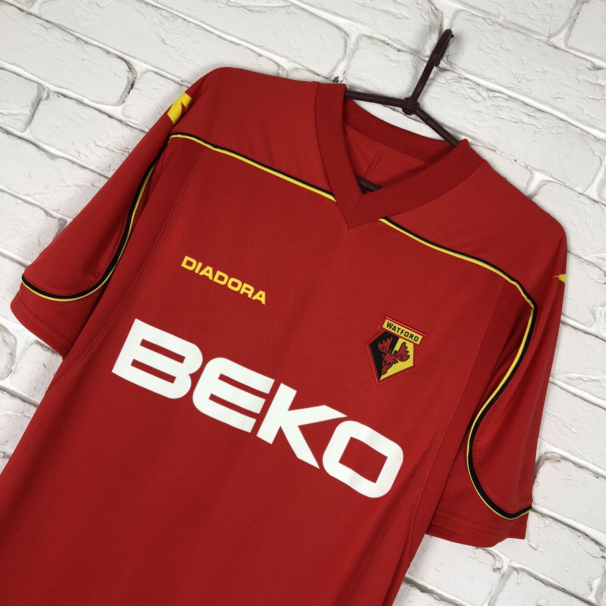 Diadora × Vintage Watford 2008 2009 away vintage jersey Size US M / EU 48-50 / 2 - 2 Thumbnail