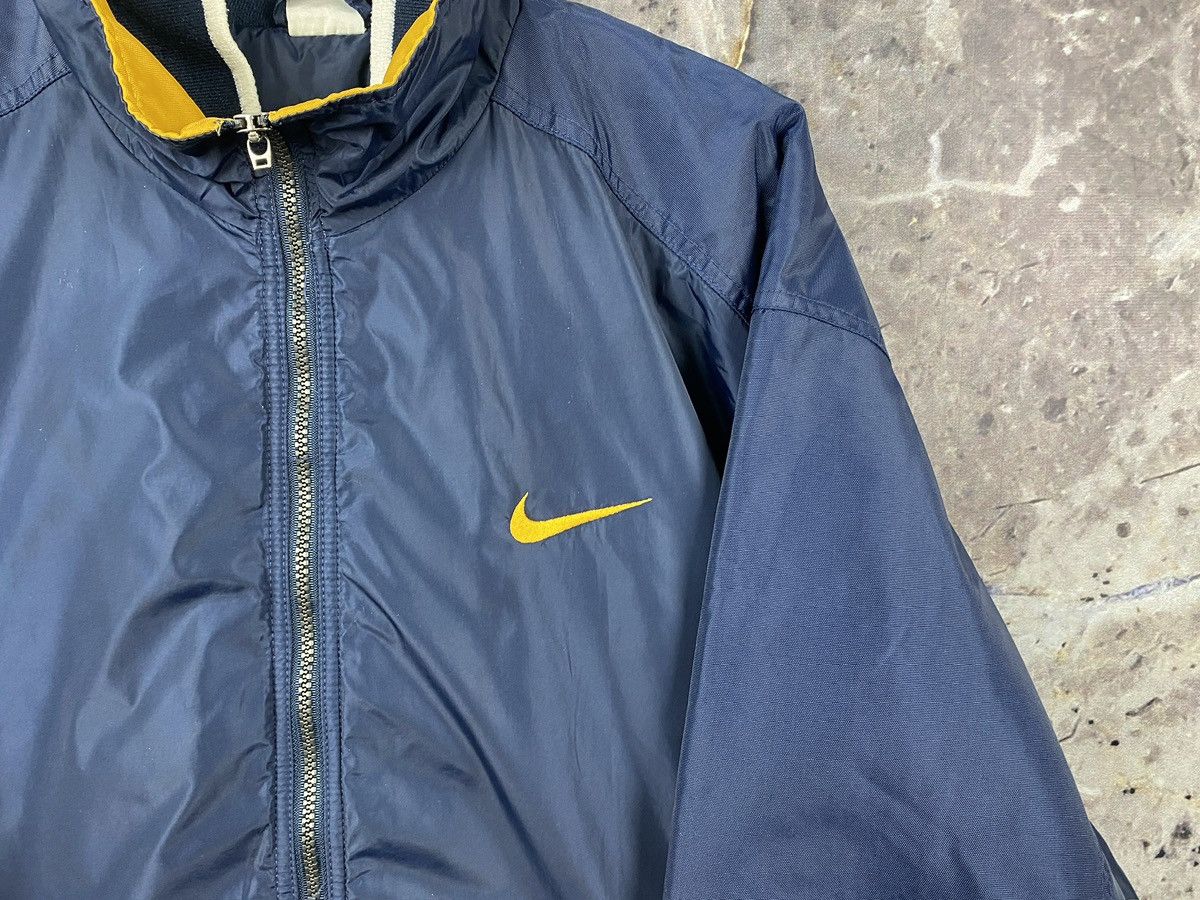 Vintage Men’s Nike Swoosh Jacket Vintage Retro 90s Size Large Size US L / EU 52-54 / 3 - 5 Thumbnail