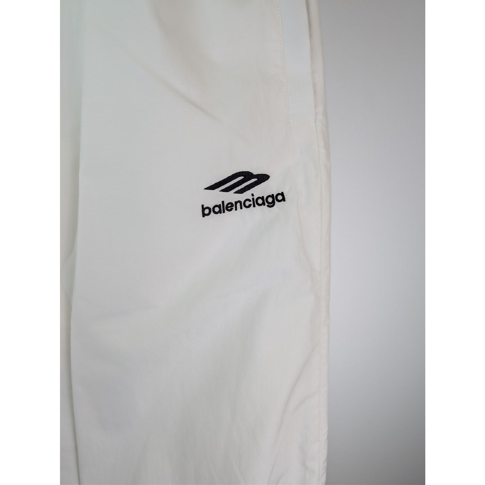 Balenciaga o1rshd1 3B Sports Icon Tracksuit Pants in White Size US 28 / EU 44 - 9 Thumbnail