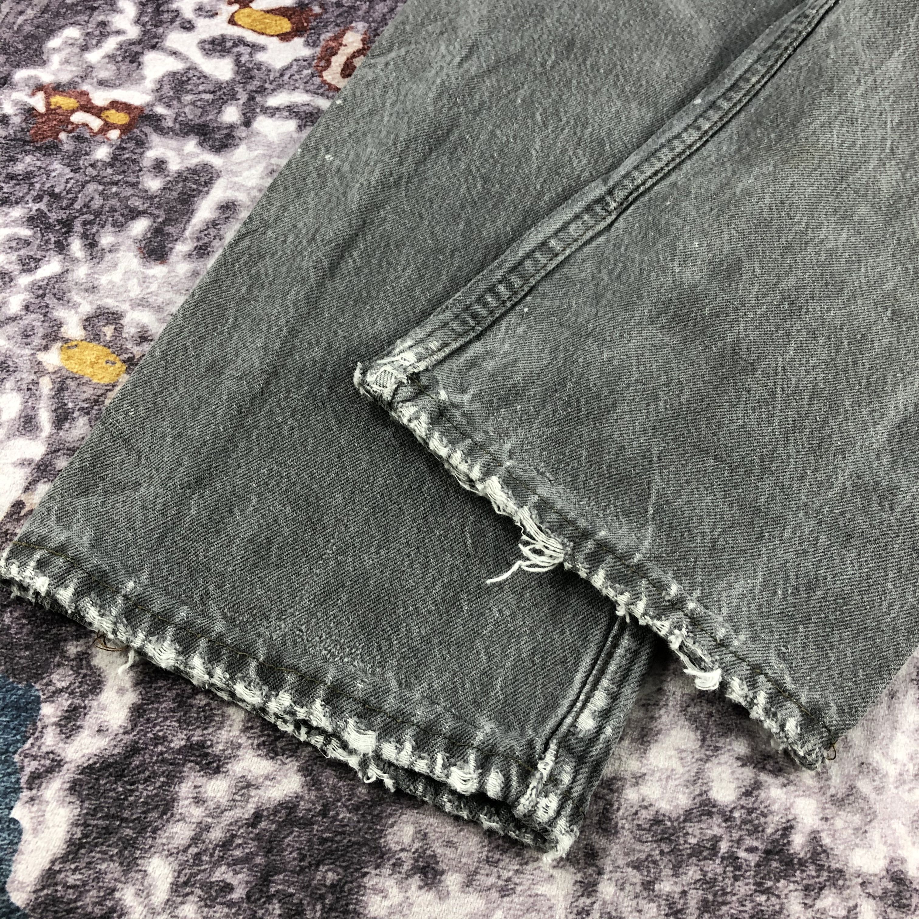 Levi's × Vintage Vintage 90s Sunfaded Levis 501 Jeans-JM2224 Size US 31 - 4 Thumbnail