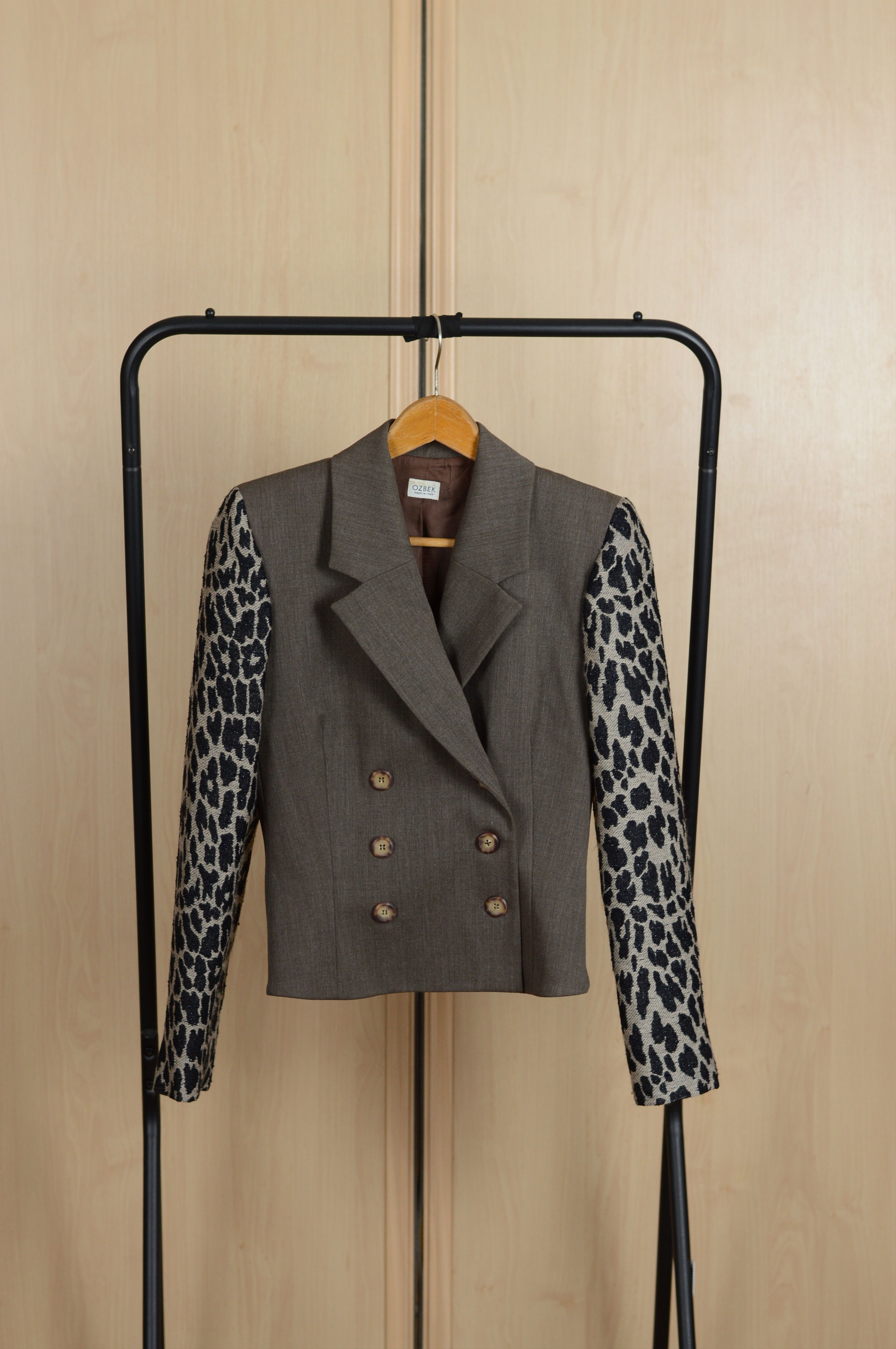 Designer × Vintage Vintage Ozbek Blazer Leopard Sleeves Made in Italy Size M / US 6-8 / IT 42-44 - 1 Thumbnail