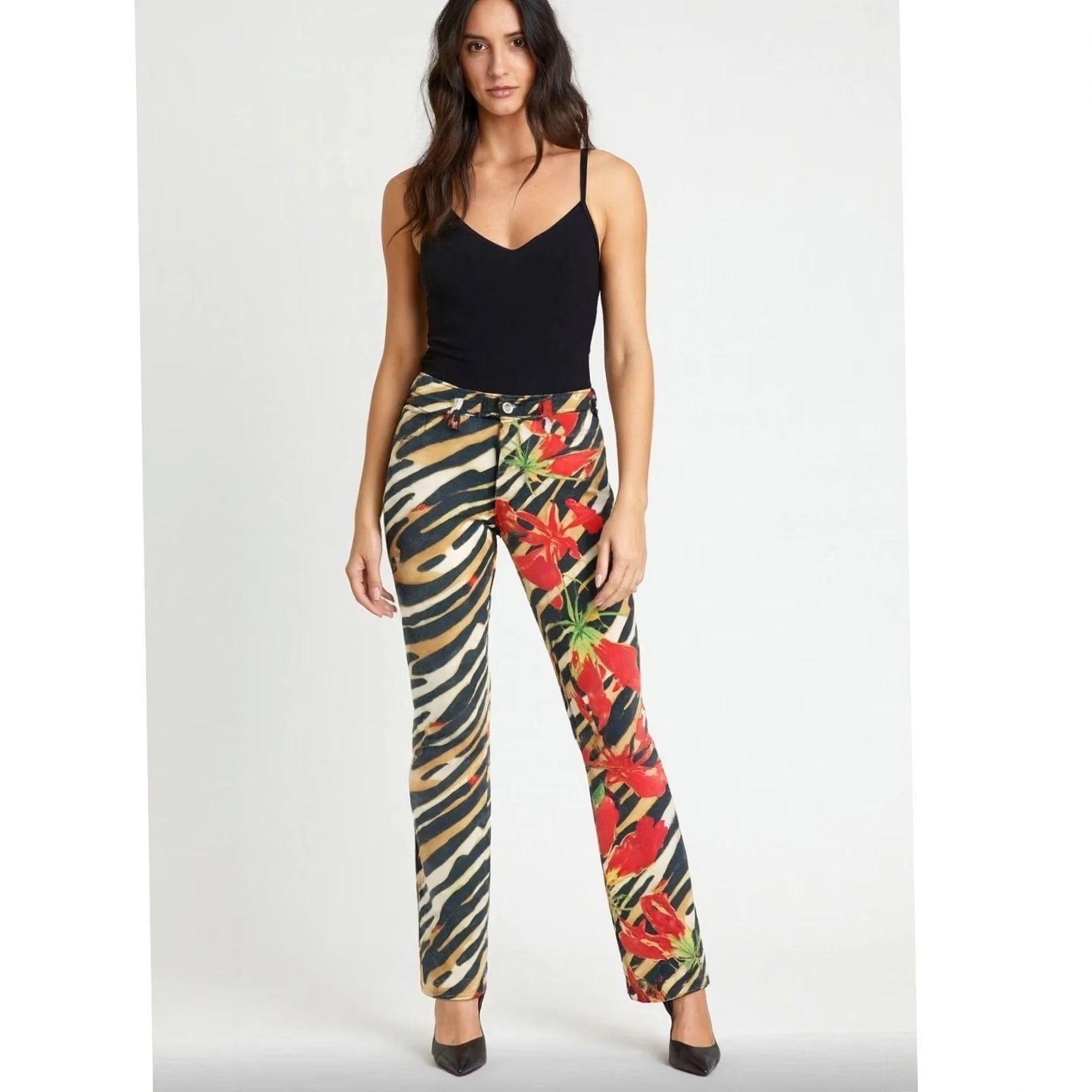 Versace VINTAGE Versace Jeans Straight Womens 34 32 UK 14 Multicoloured Animal Flower Print Italy Jeans Wrist? Size 24" / US 00 / IT 34 - 3 Thumbnail