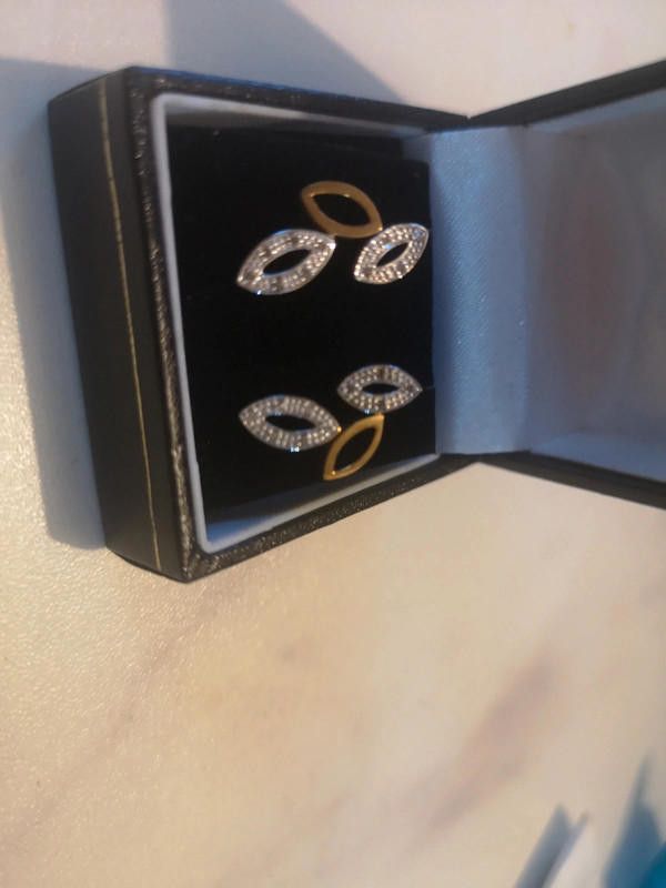 Other 9ct gold 10p diamond 3 grams earring Size ONE SIZE - 5 Thumbnail