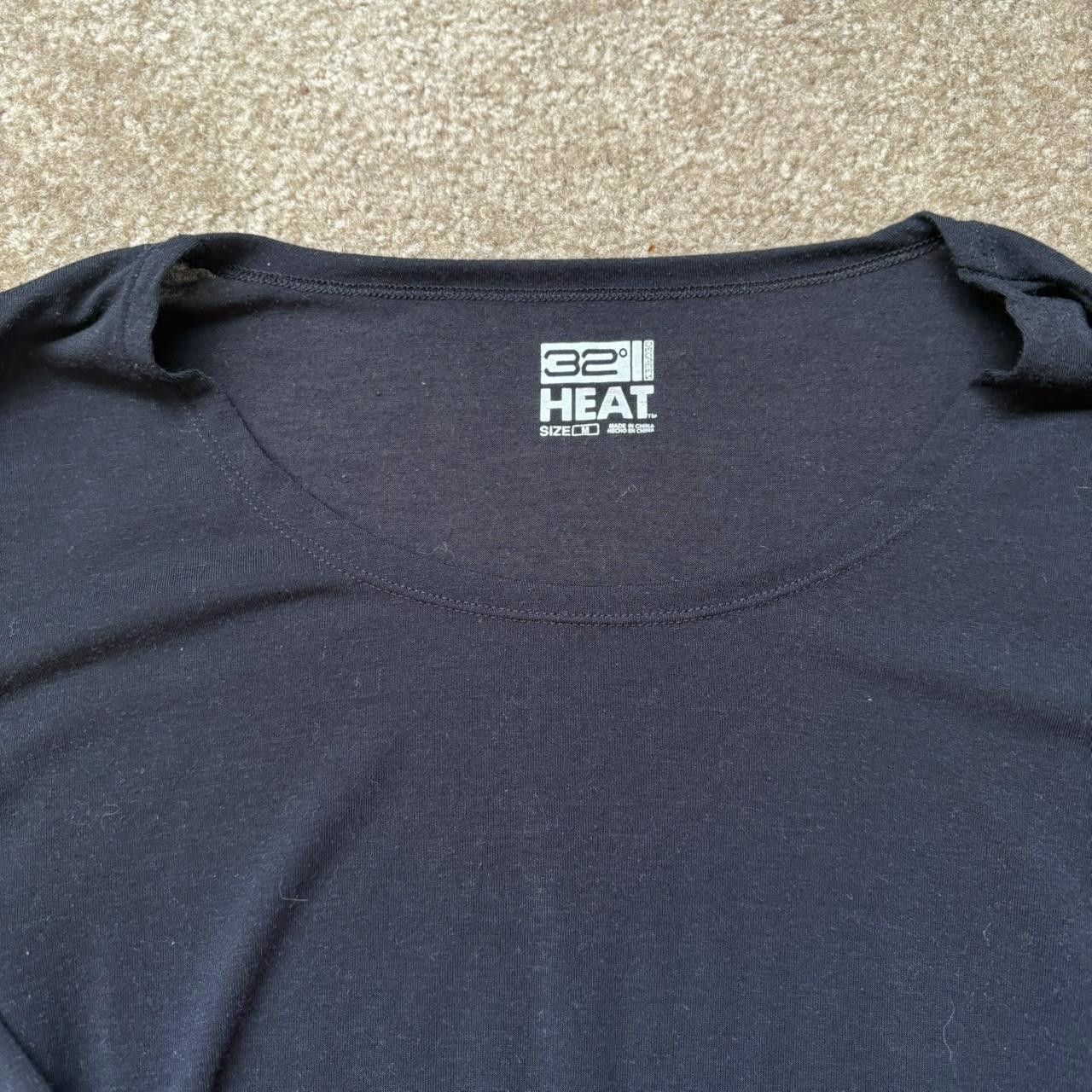 Designer Black Long Sleeve Undershirt Size ONE SIZE - 2 Thumbnail
