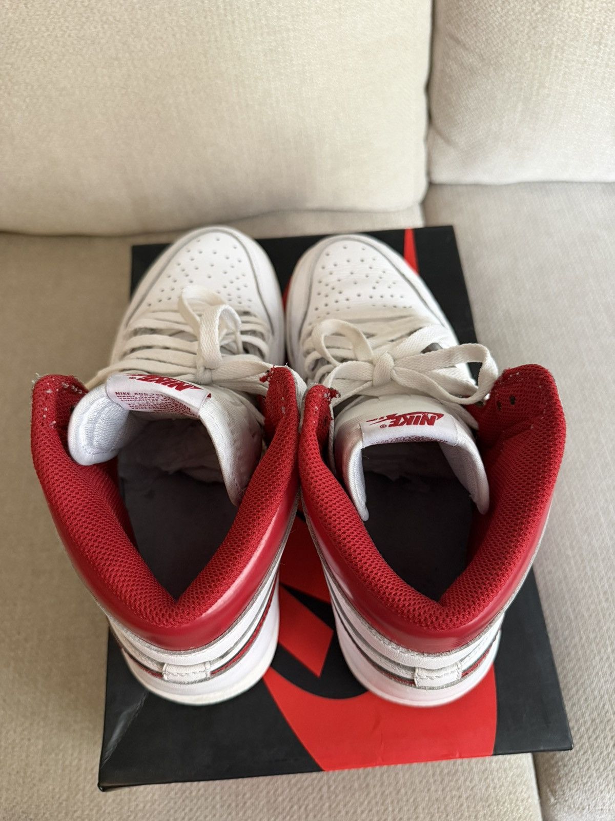 Jordan Brand JORDAN 1 RETRO - Metallic Red (2017) Size US 10 / EU 43 - 6 Thumbnail