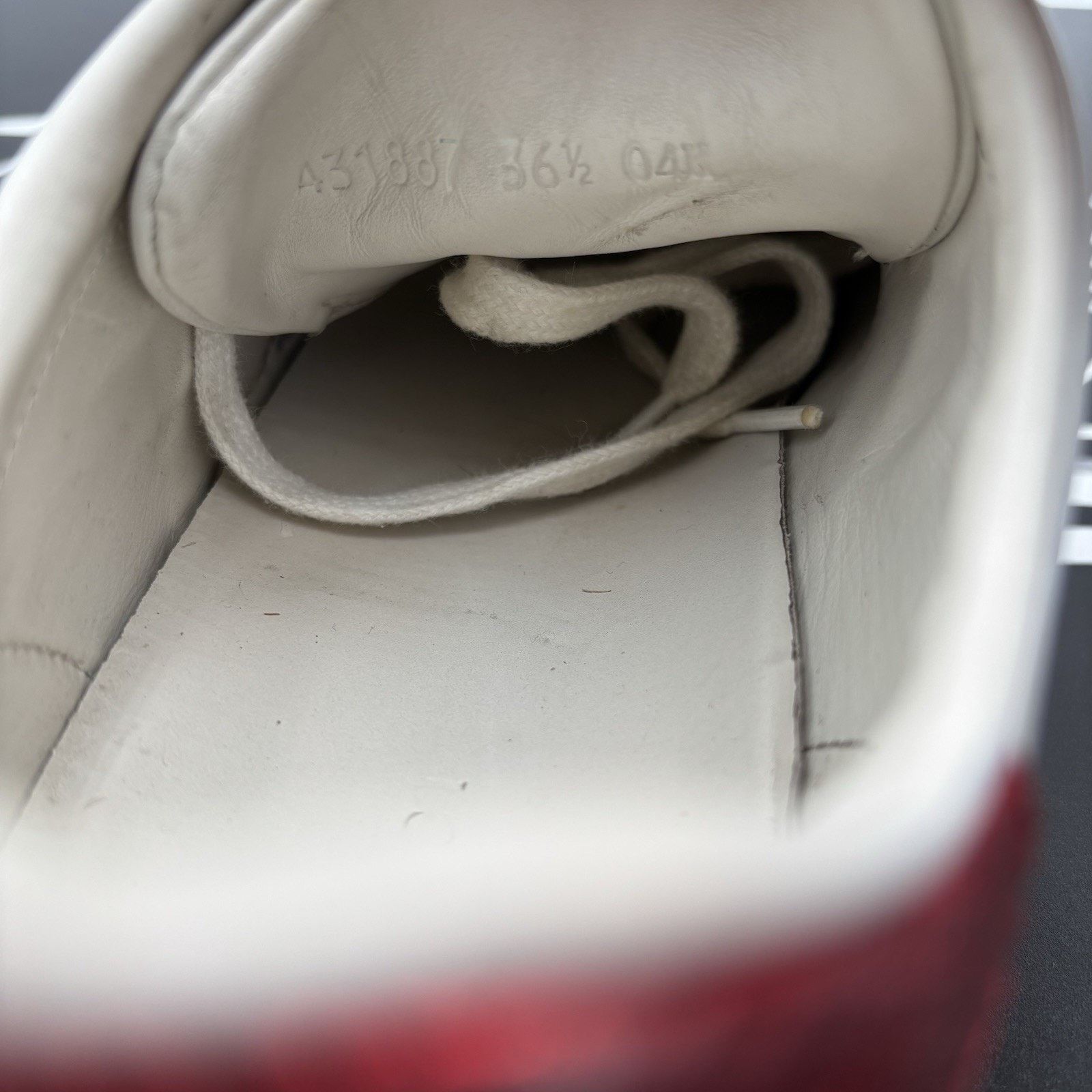 Gucci Gucci Ace Studded ' White, Pearls ' | GREAT CONDITION! Size US 6.5 / EU 39-40 - 20 Thumbnail