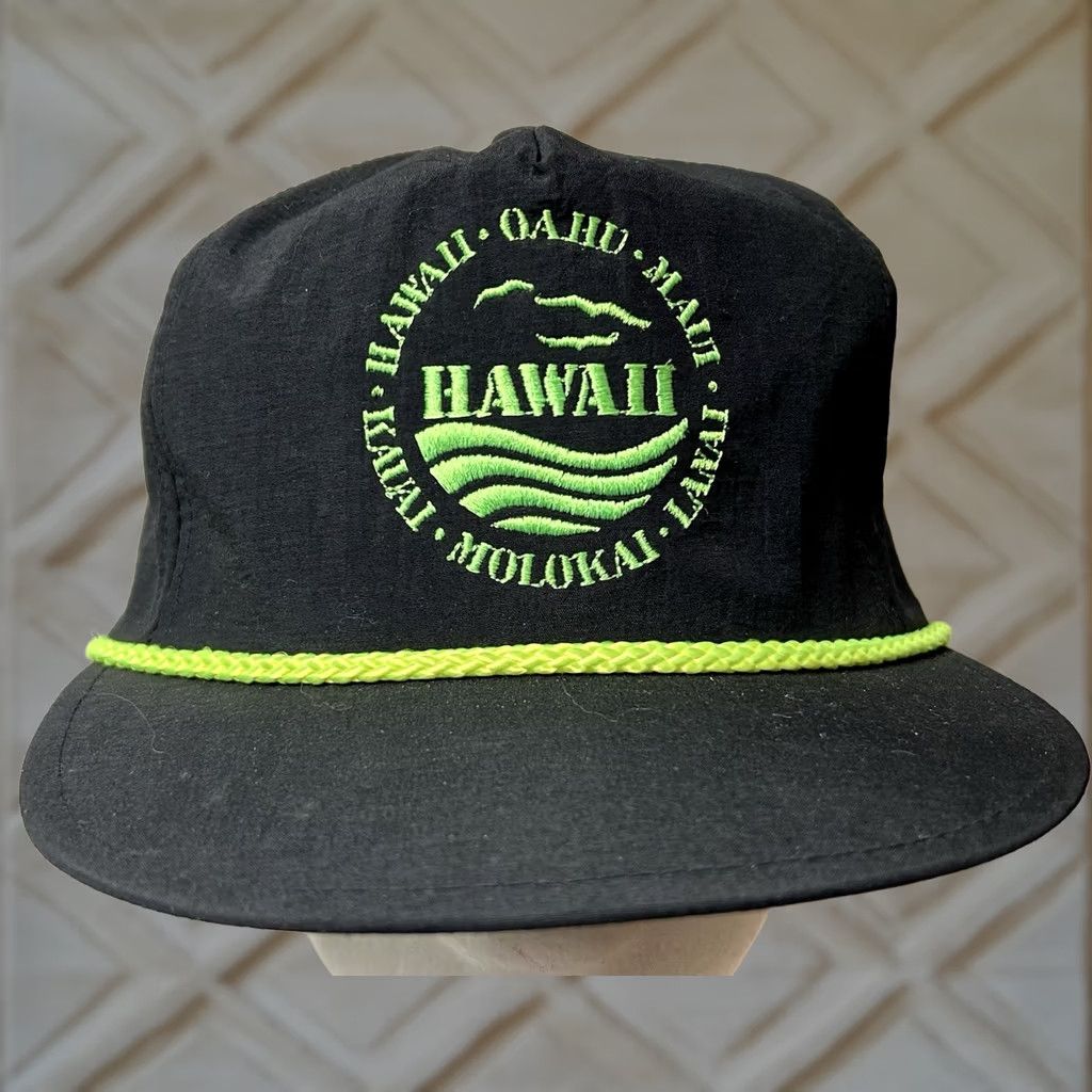 Vintage VINTAGE Hawaiian Headwear Snapback Hat Embroidered Black Rope Oahu Maui Lanai Molokai Kauai Men One Size 90s 80s Hawaiian Theme Size ONE SIZE - 1 Thumbnail