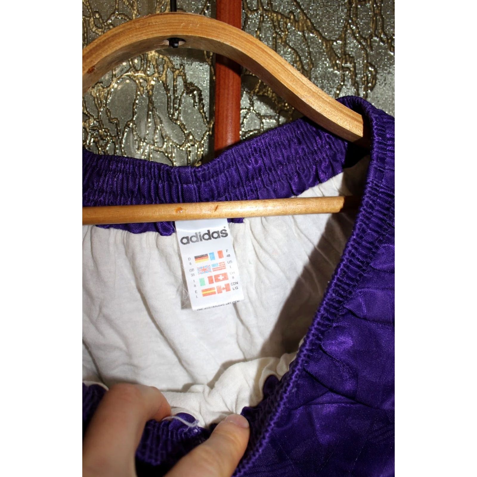Adidas VINTAGE Adidas violet Purple Running shorts Anderlecht/Austria Wien L/M Shorts Mens Size US 31 - 3 Thumbnail